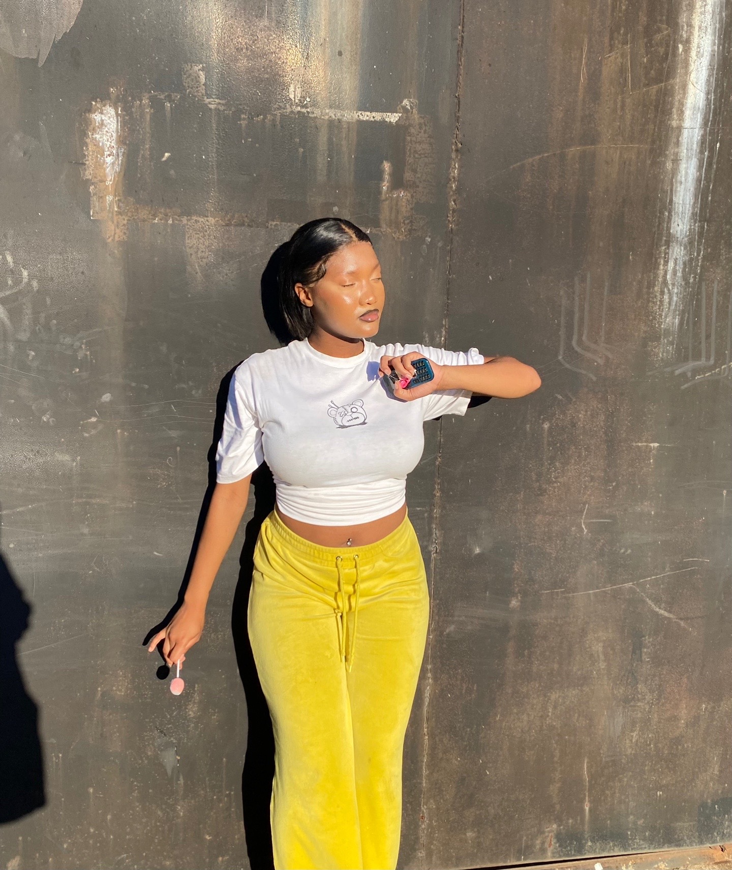 @thethronee