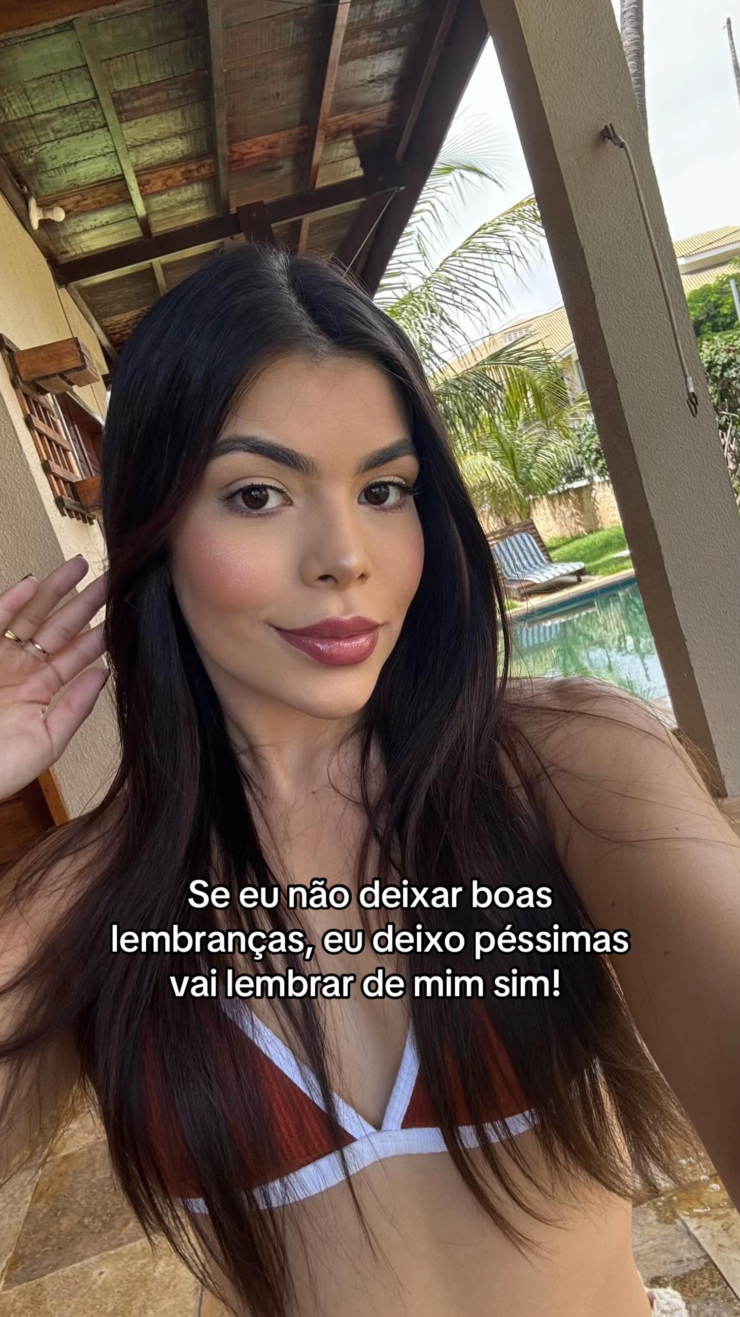 @Nívea ✨