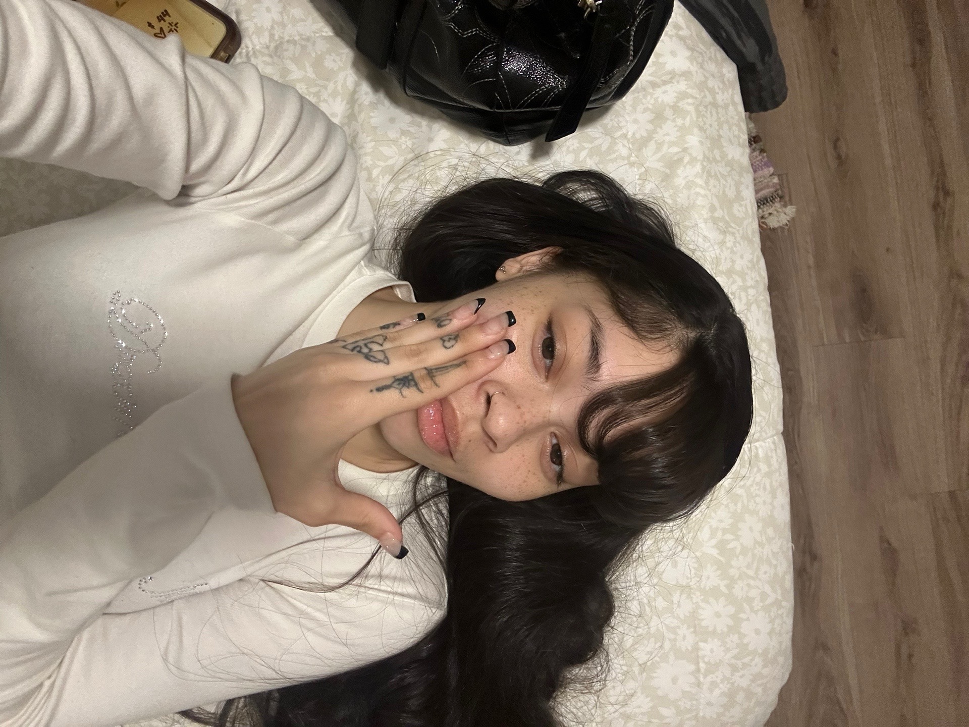 @BbyGrl0g