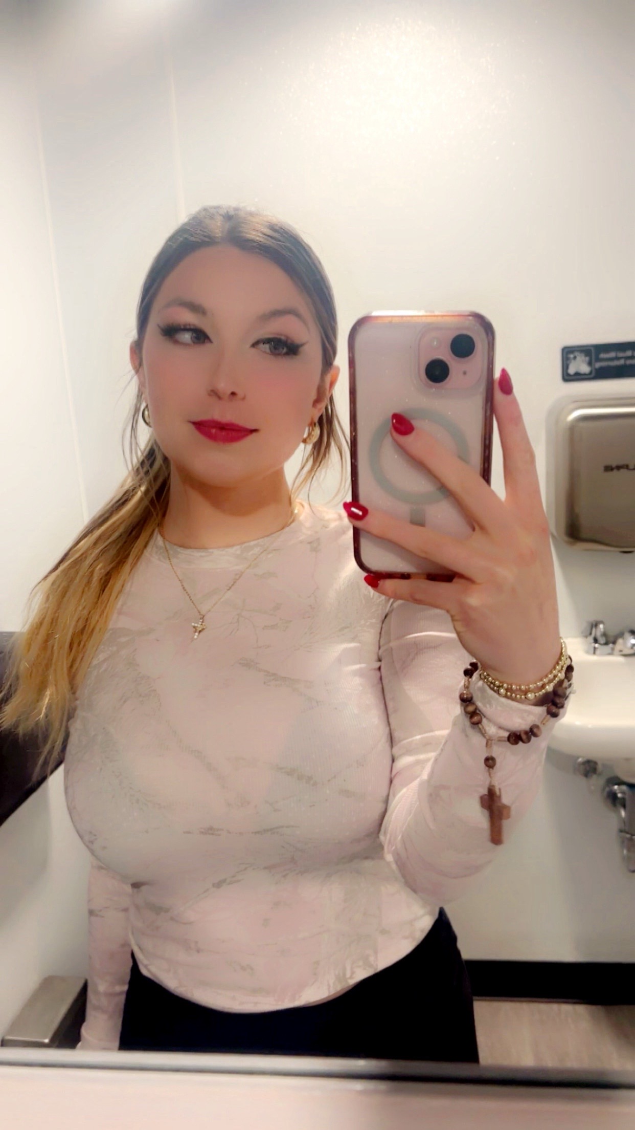 @KayaRose9902!