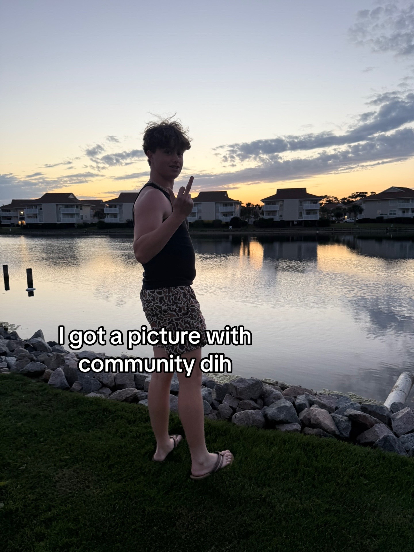 @🧱