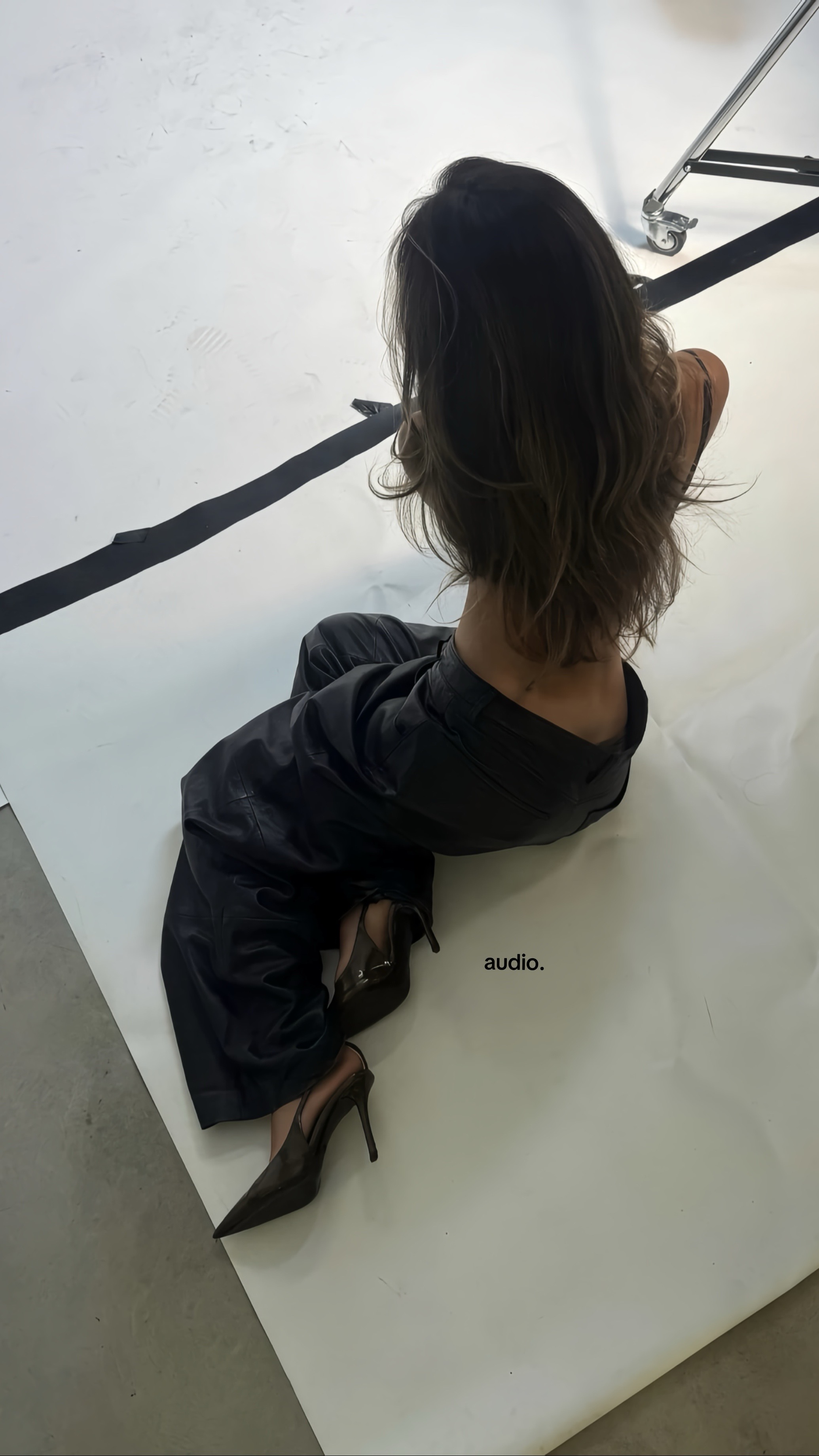 @️