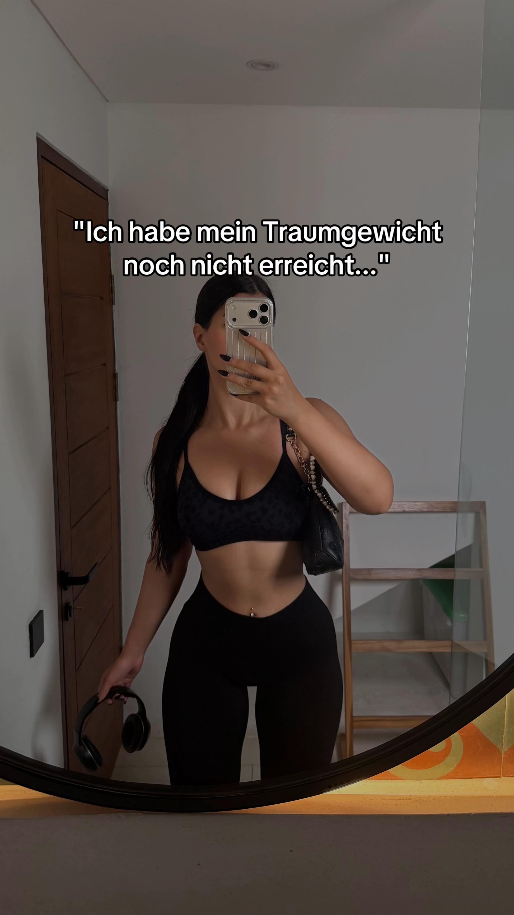 @Adeline | tall gym girl