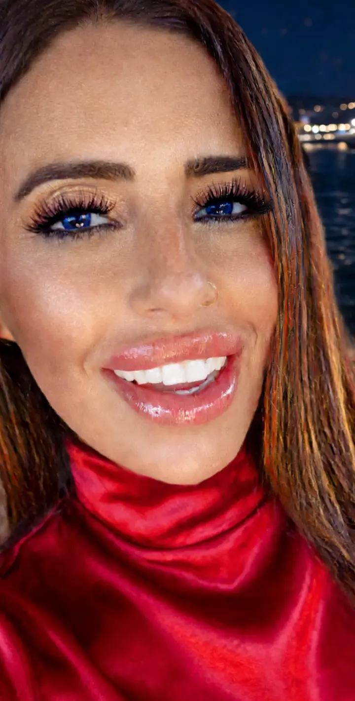 @Esmeralda