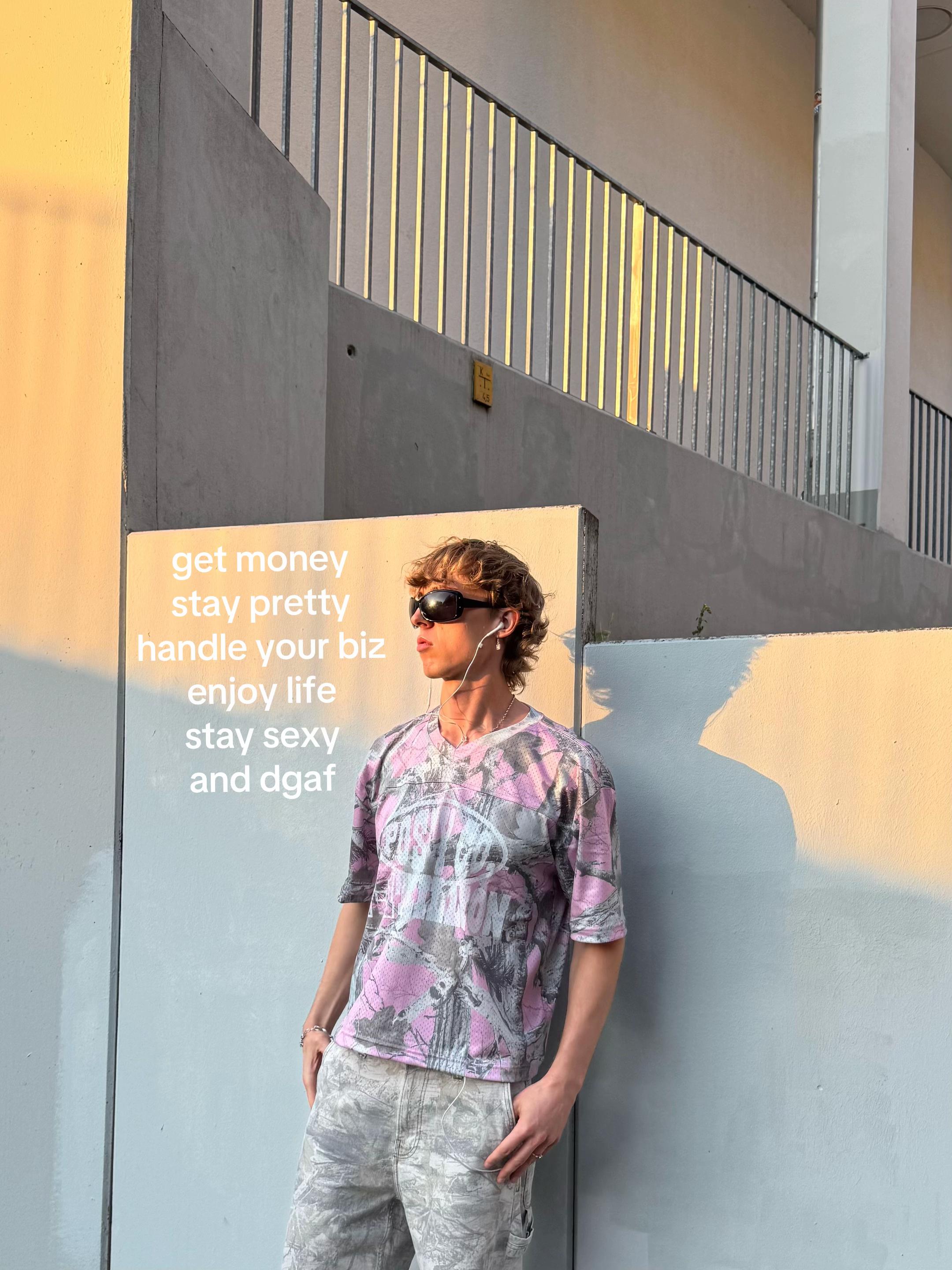@jakob.juelkenbeck