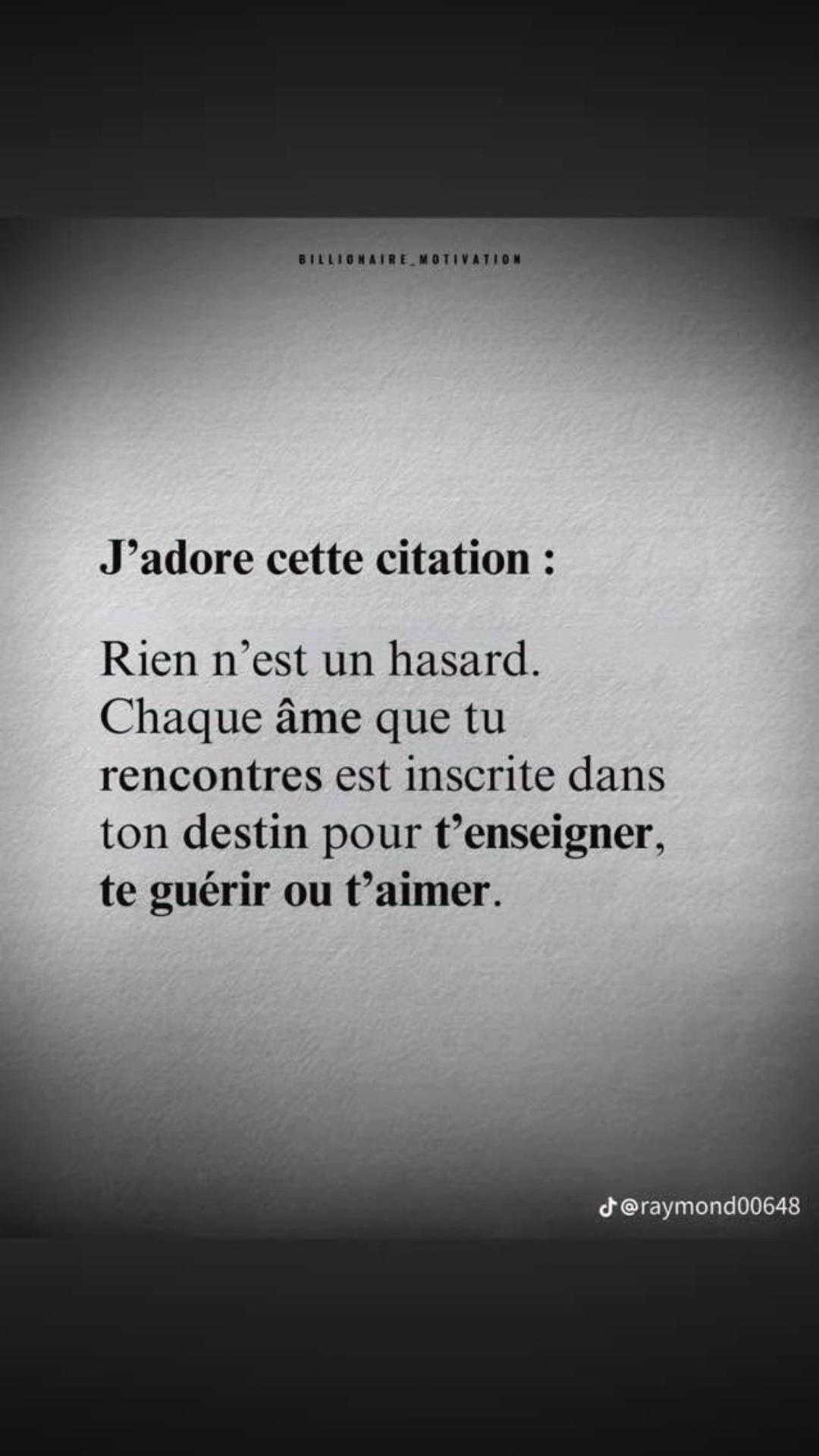 @🦋Christelle 🌺