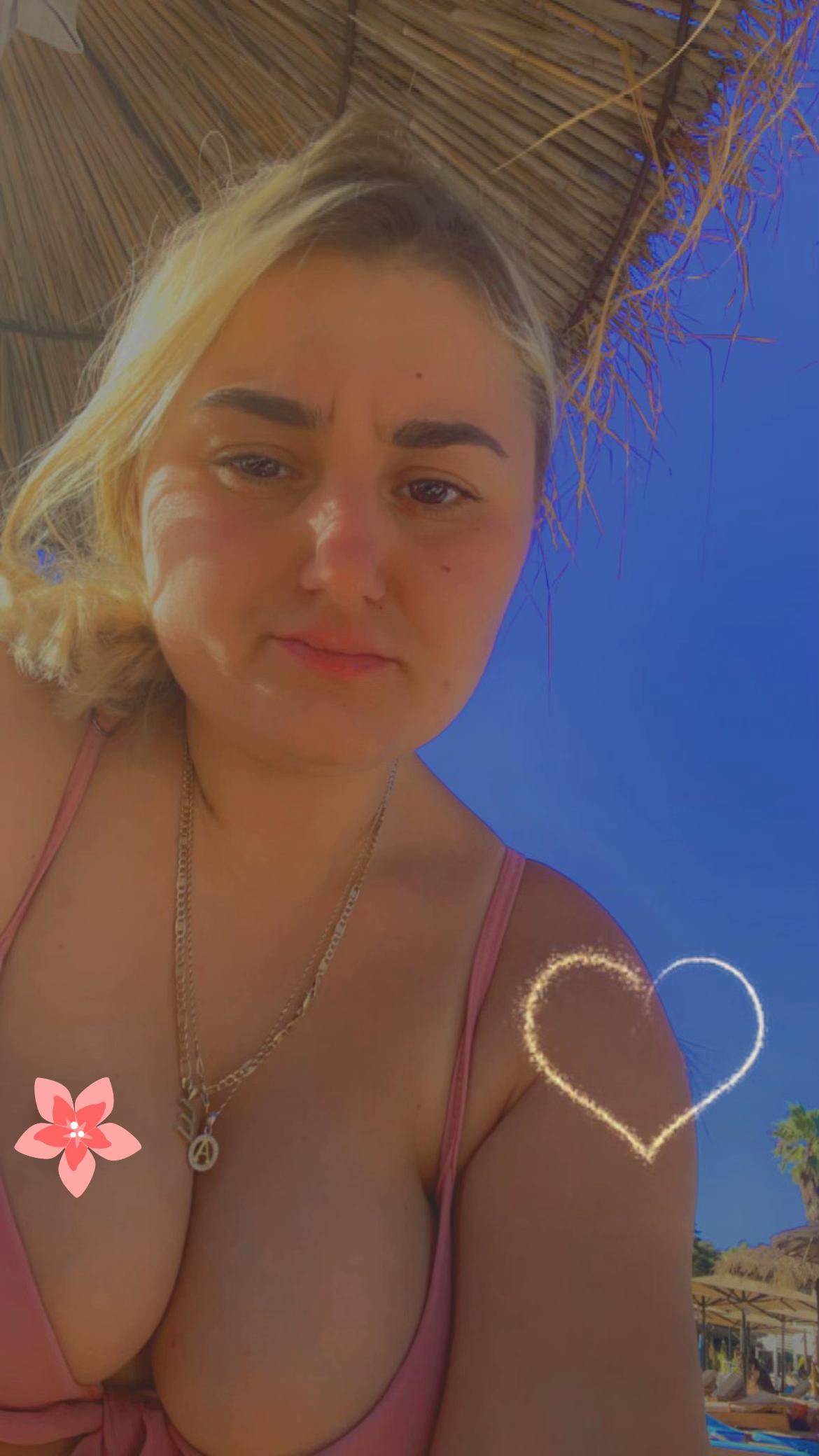 @Elsiana Hysenaj