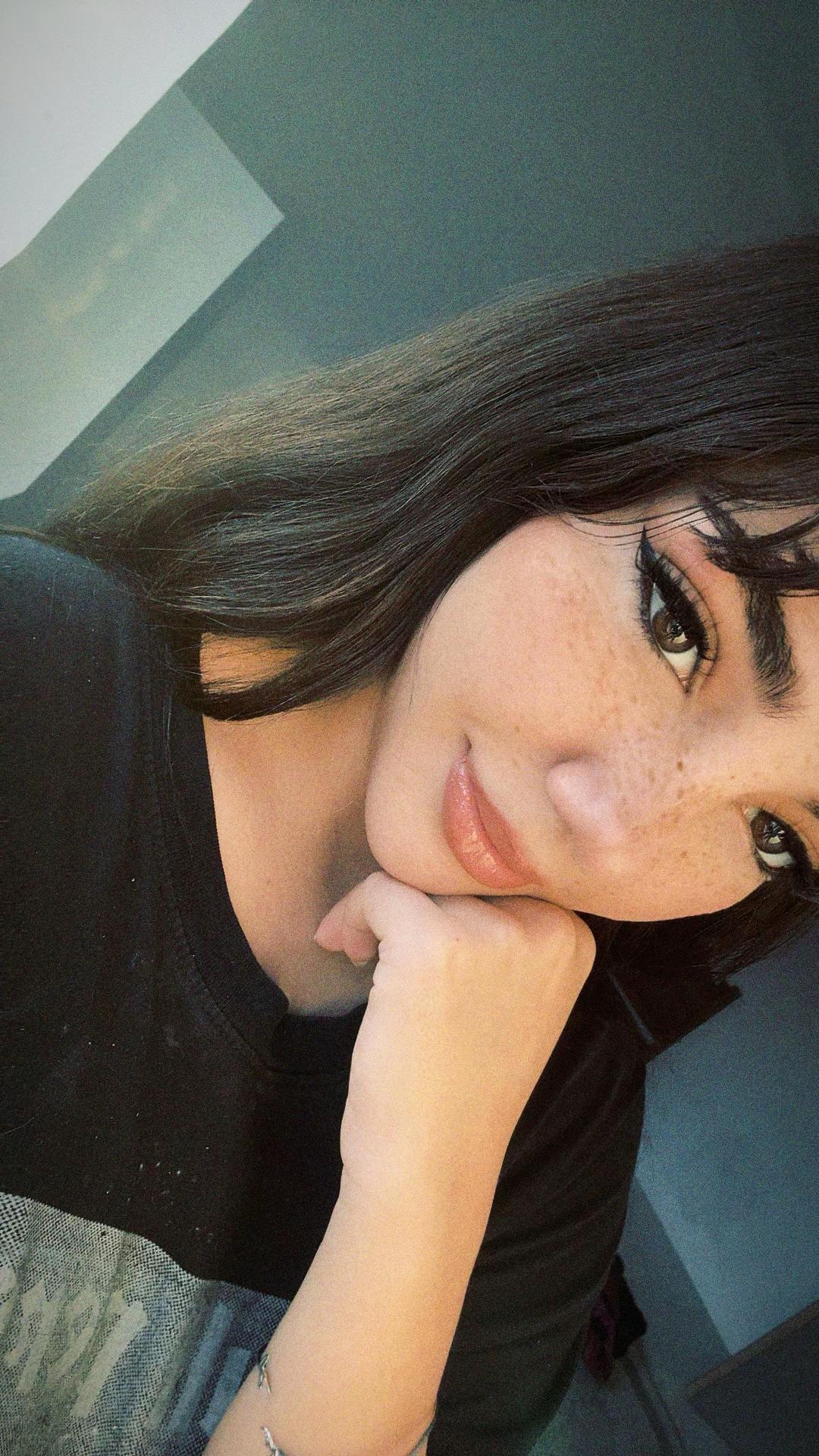 @Negin🩵