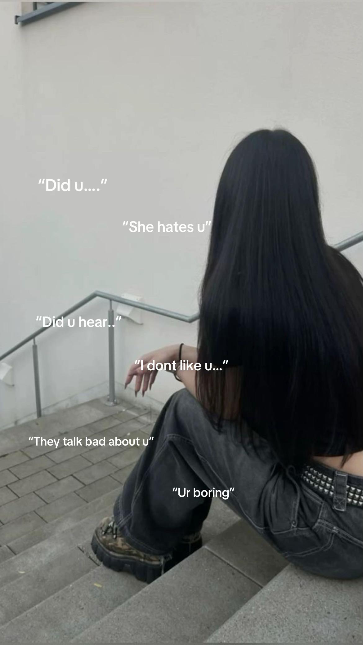 @Livelovelaugh