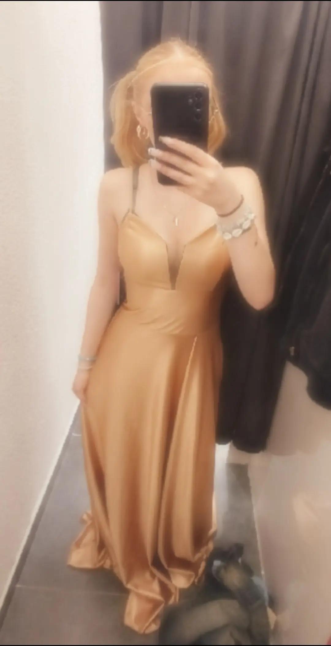 @𝓜𝓪𝓻𝓲𝓮