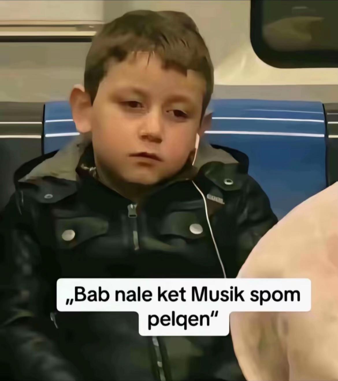 @Gucc