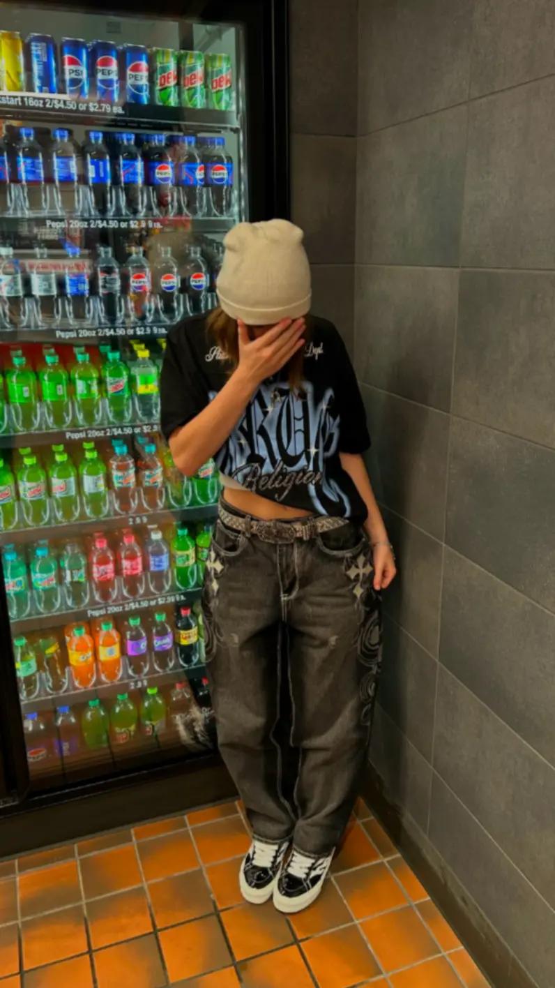 @️