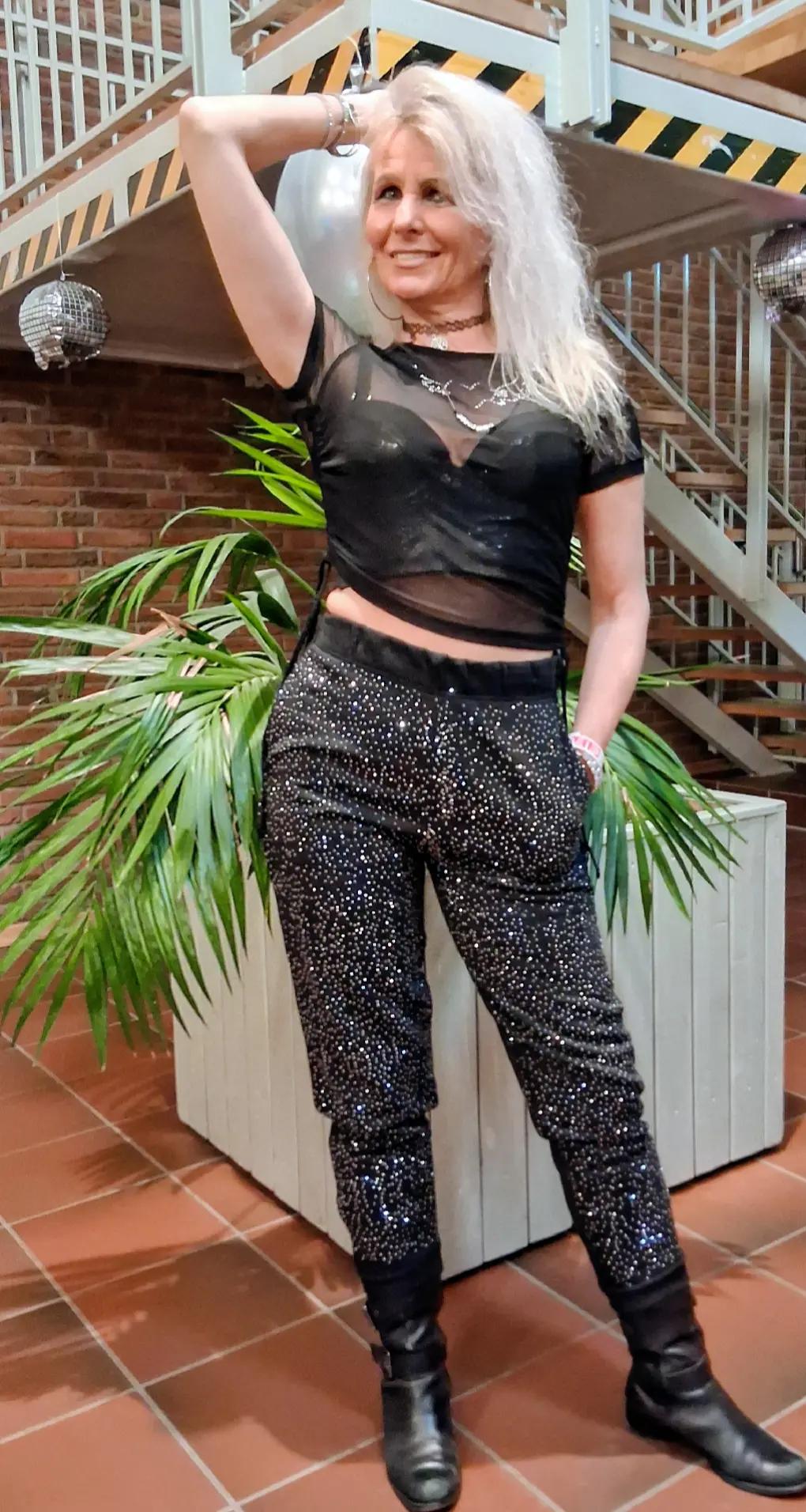 @Eleonora