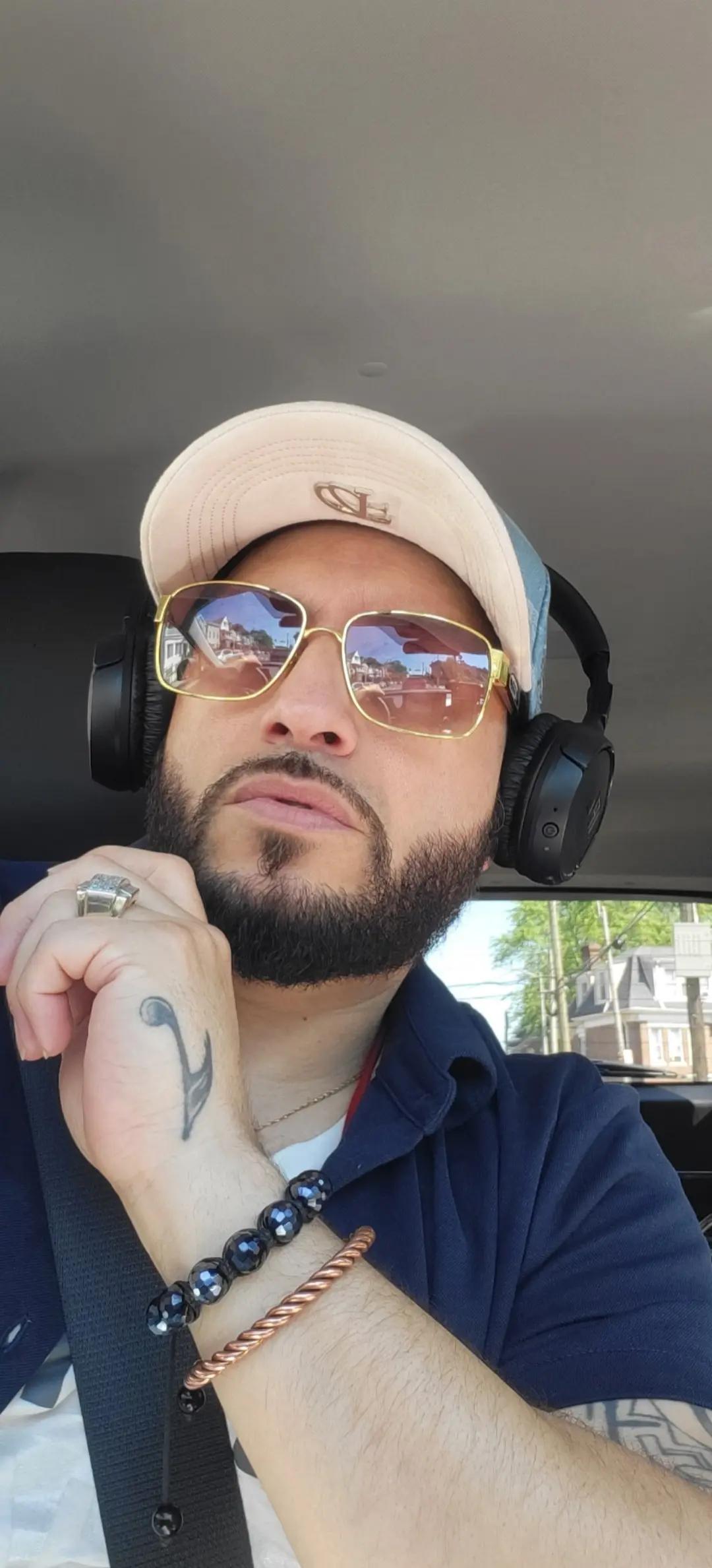 @LaSoULEnt aka LaSoUL