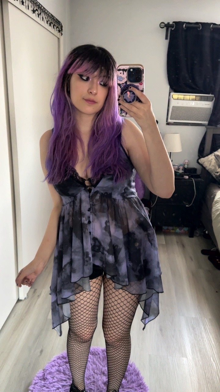 @creepyplum