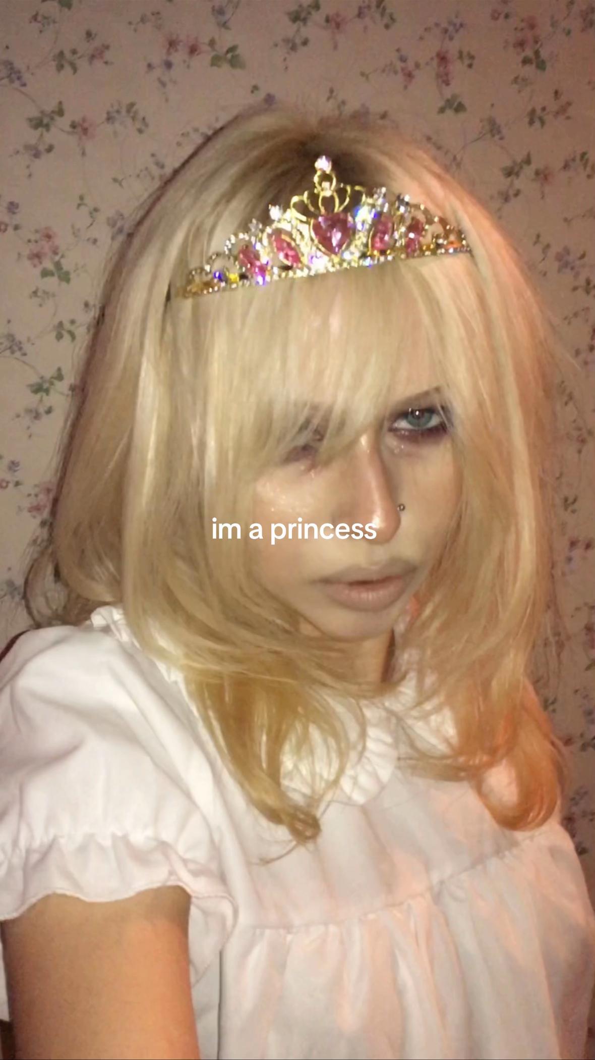 @virginlolita