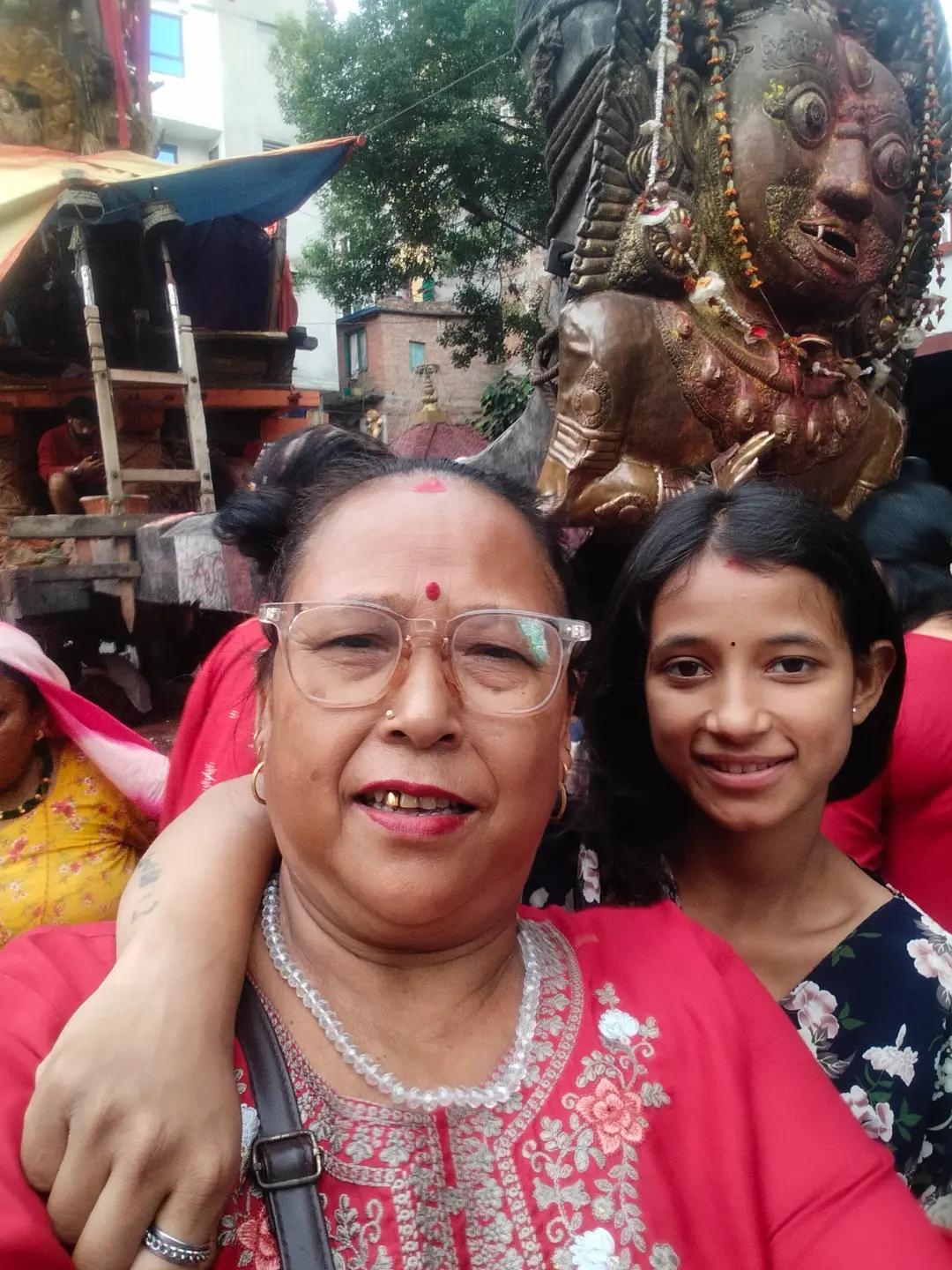 @संगिता थीङ