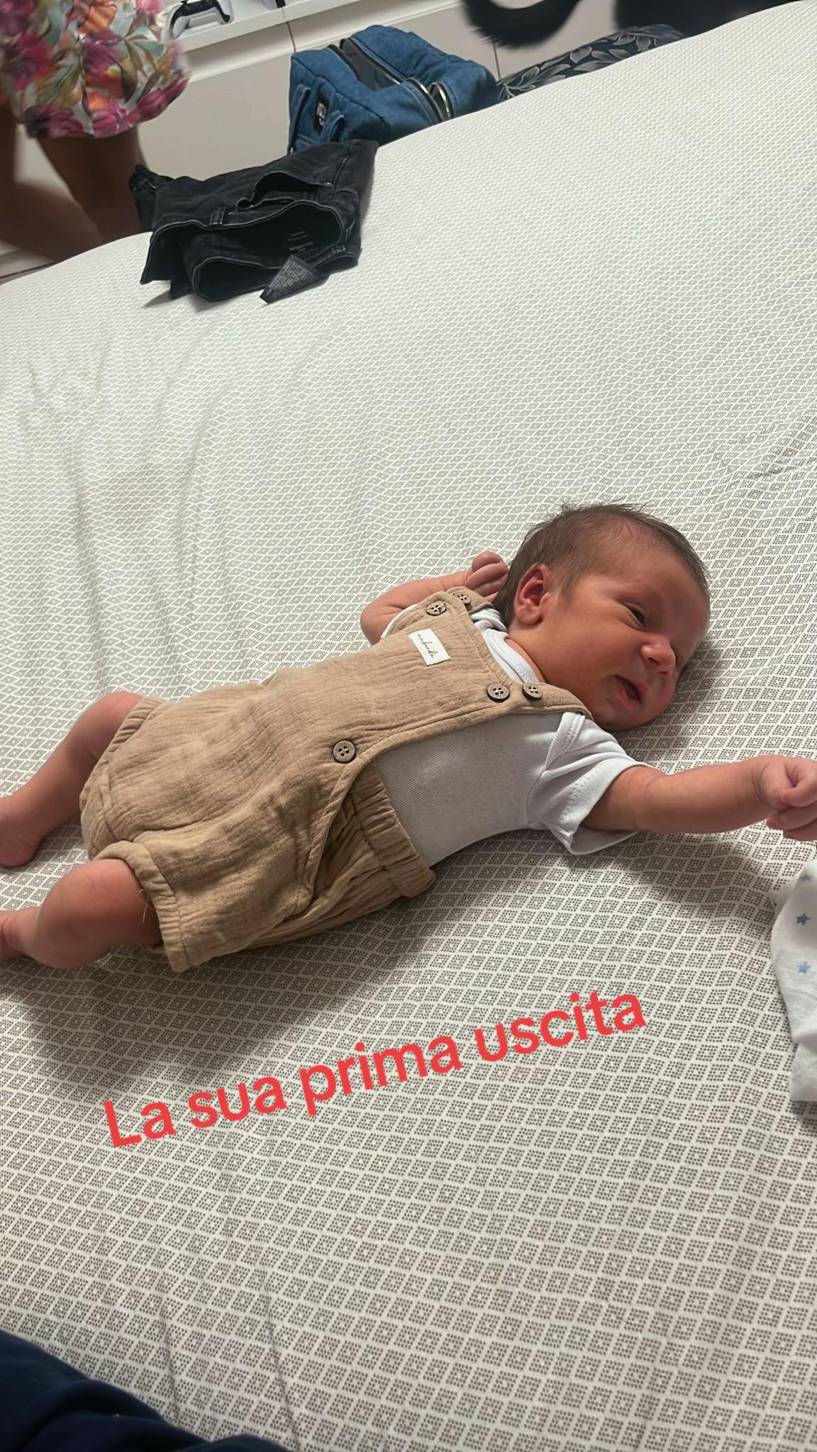 @Ele