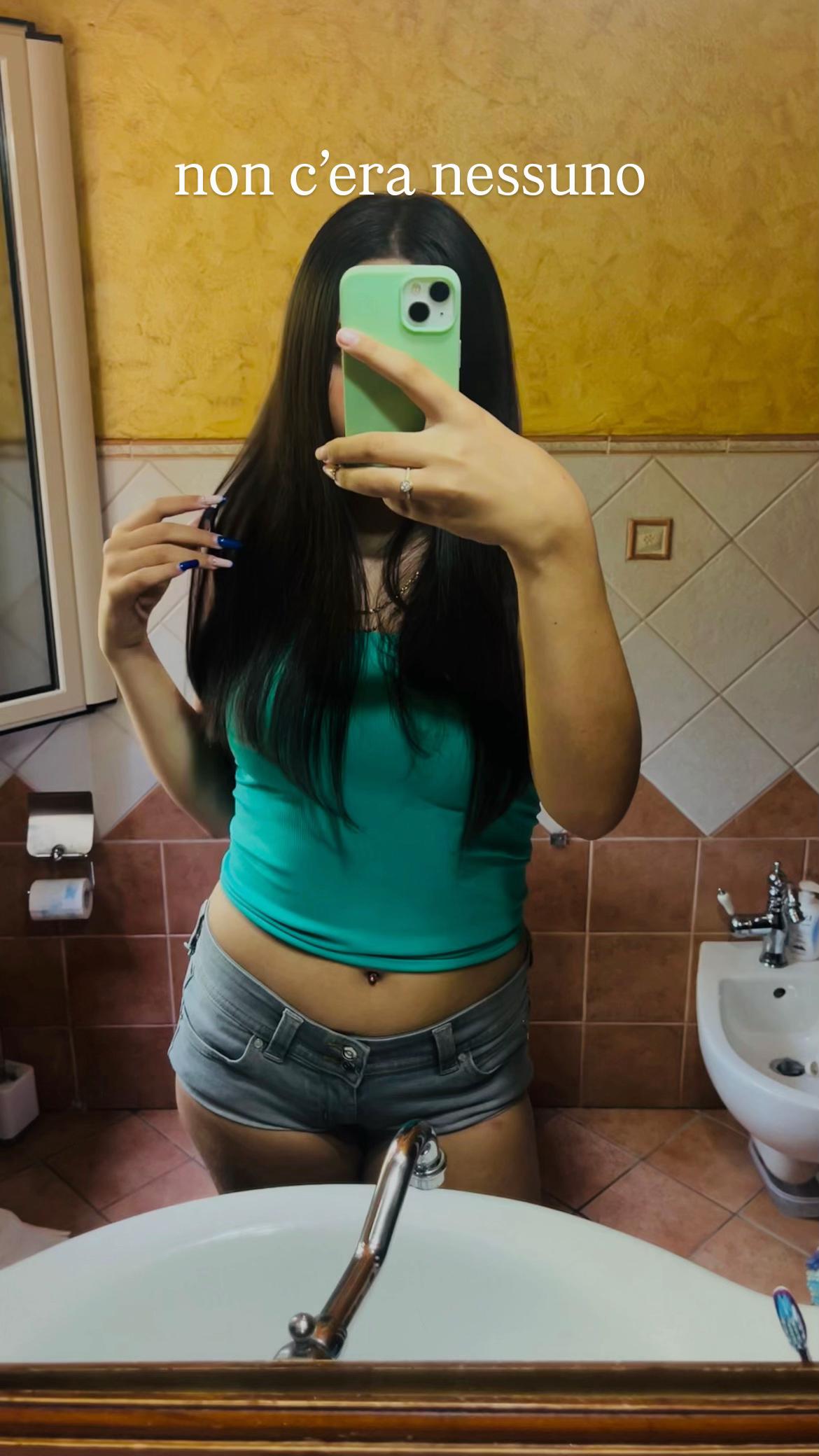 @laruxx_spam