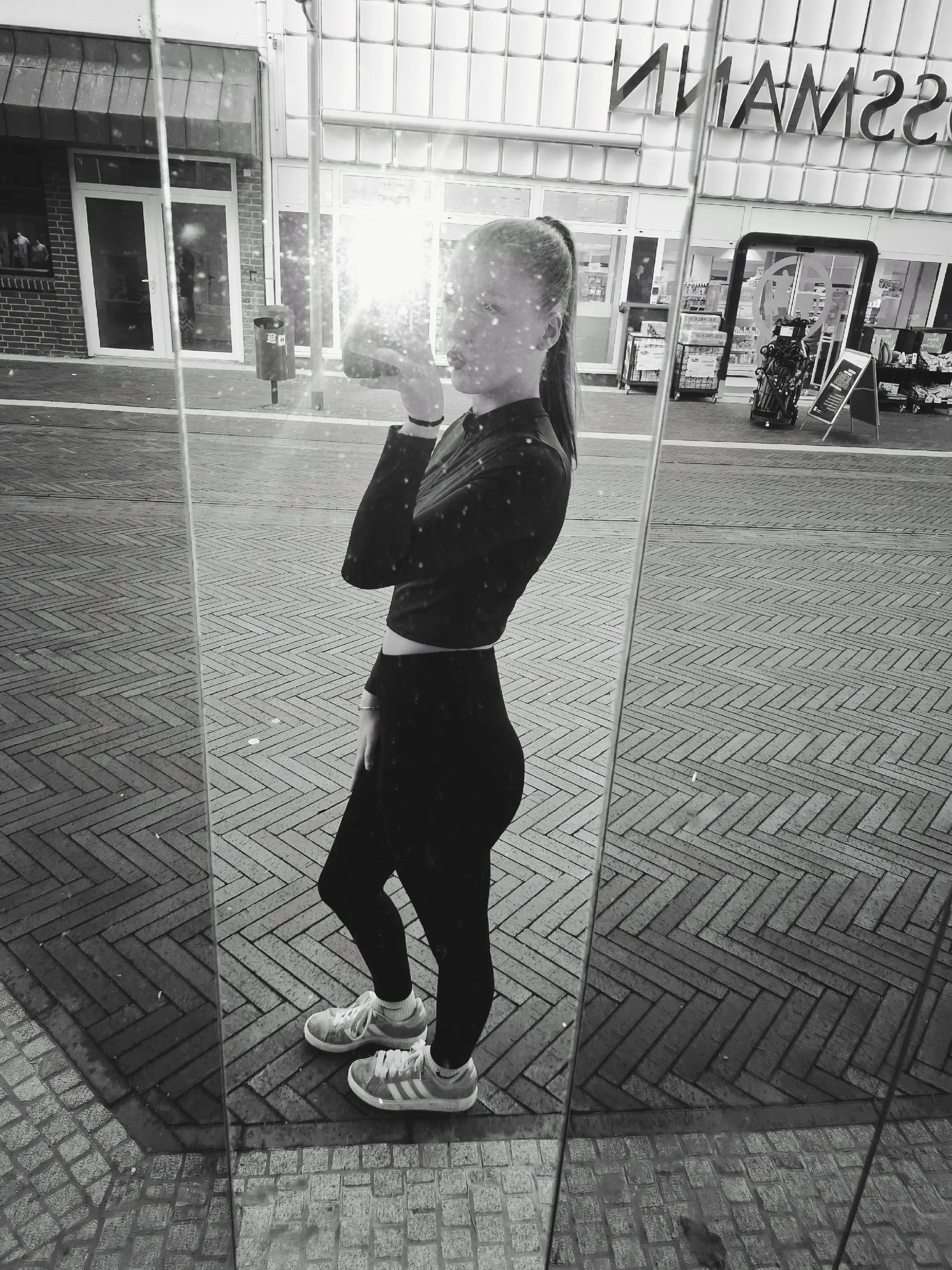 @💥💫isi💥💫
