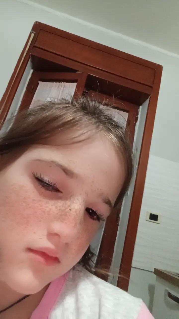 @gennyanna