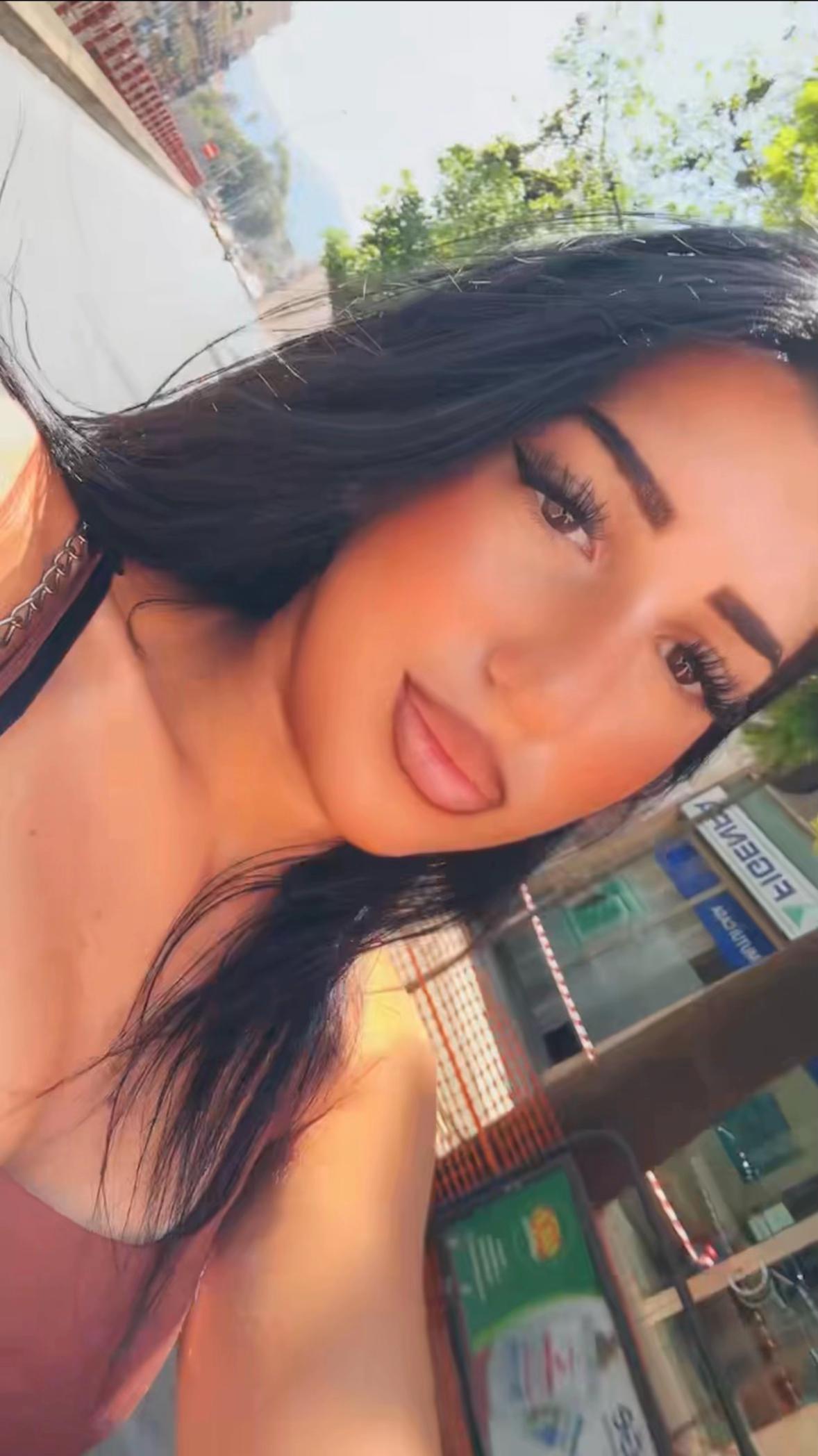 @𝓒𝓪𝓻𝓶𝓮𝓷💫