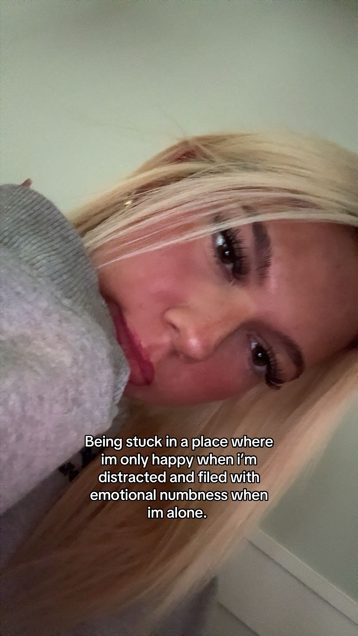@Hola