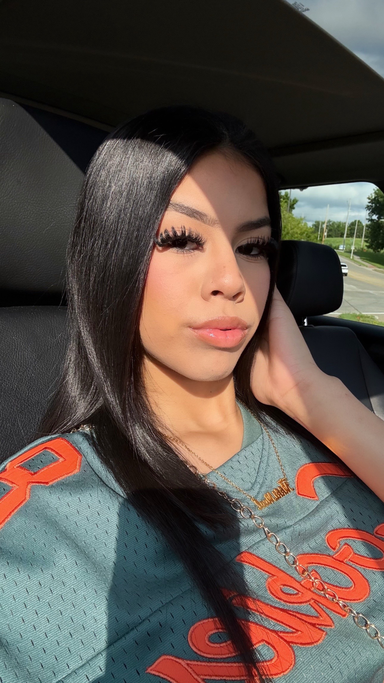 @niikkinicol
