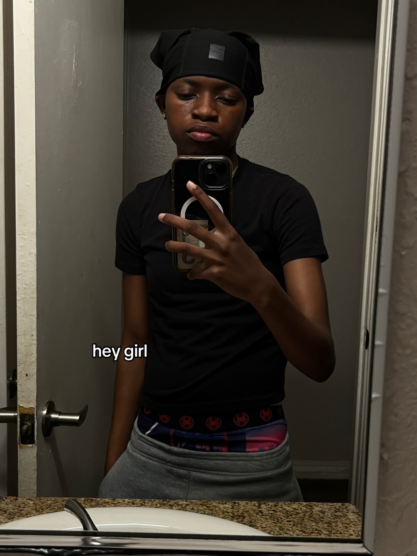 @‘kp👩🏽❤️💋👩🏾🌺