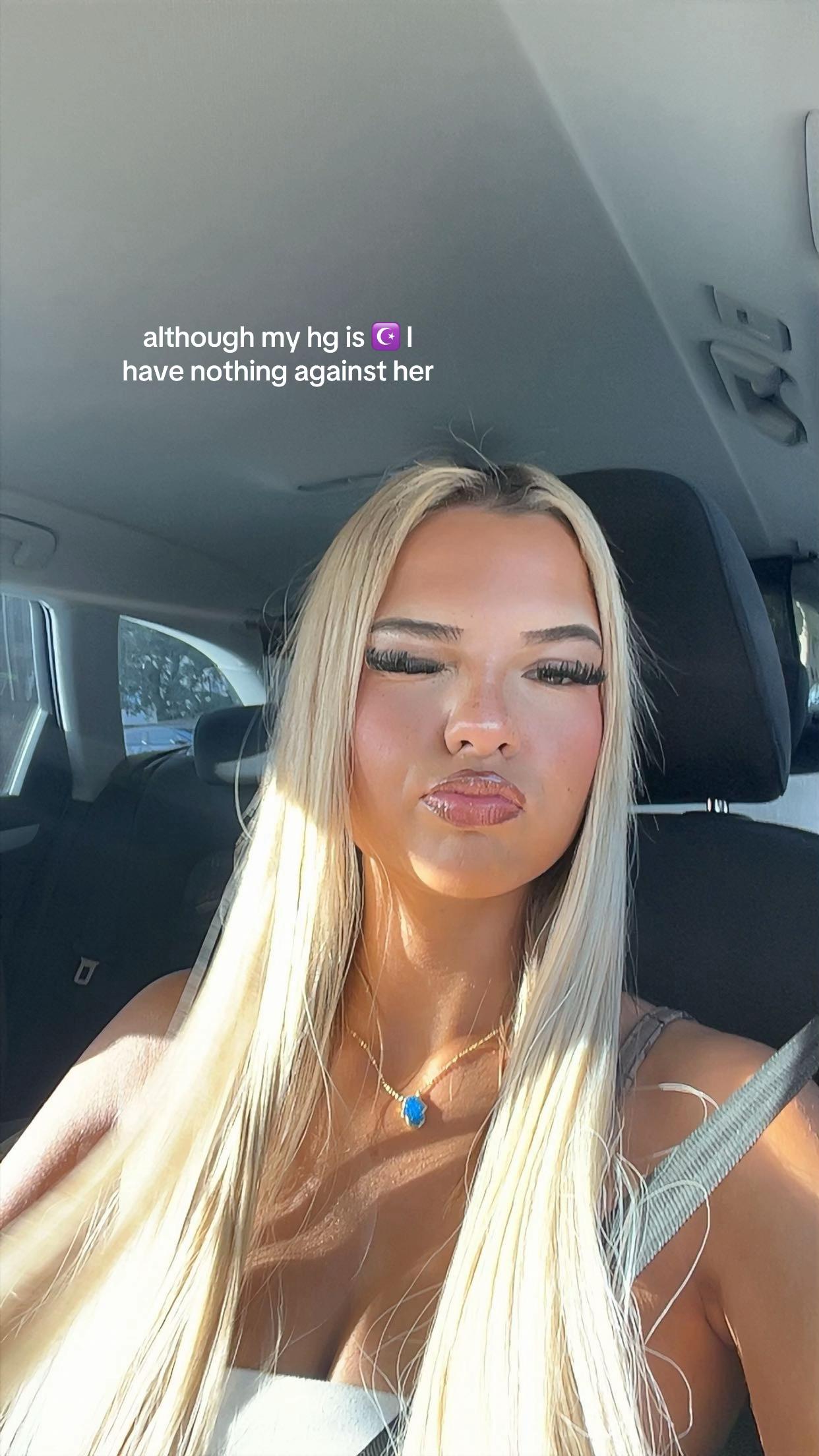 @emilyemnn