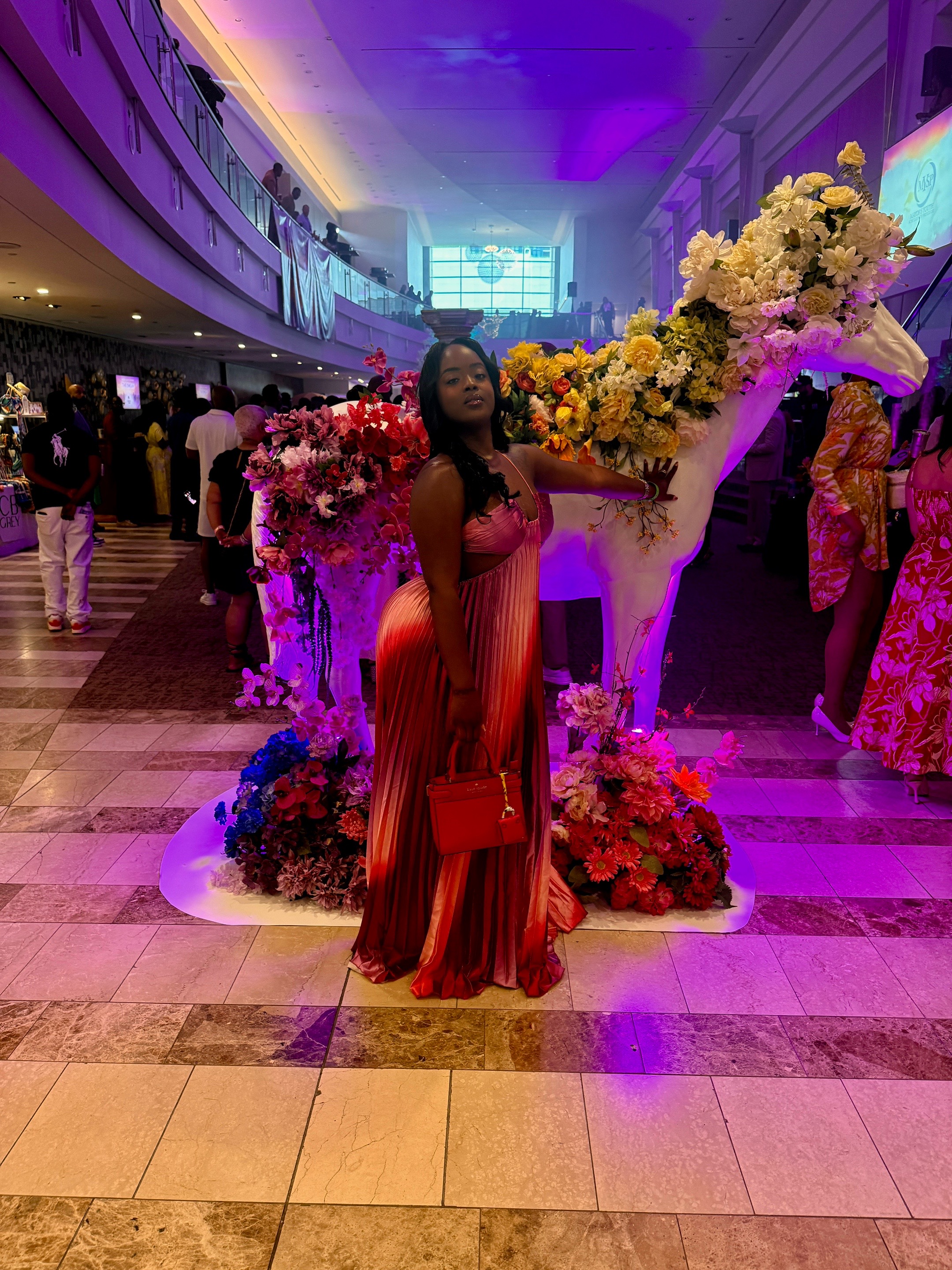 @Alesha|Bag Decisions™️