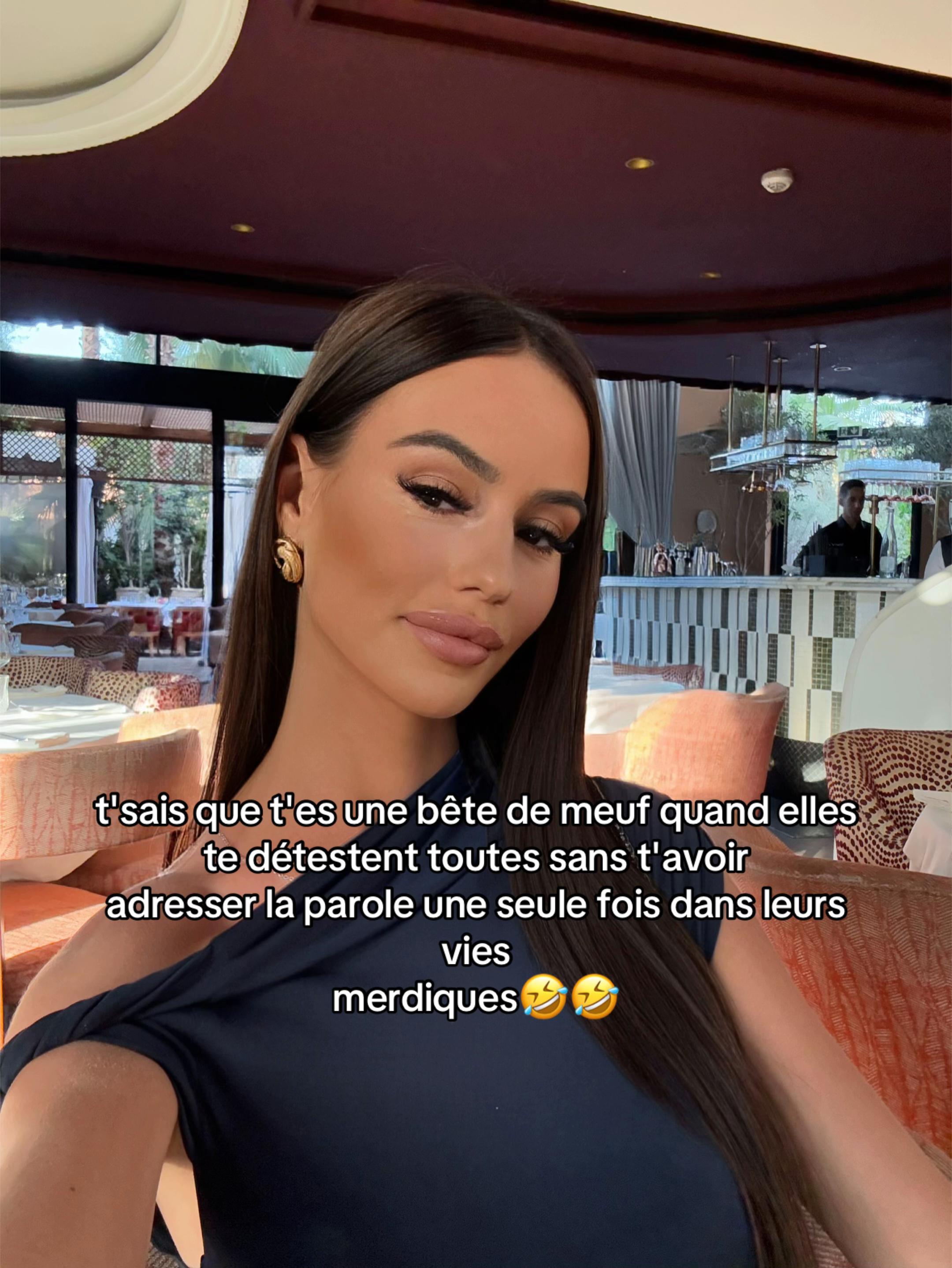 @Loretta Félicia