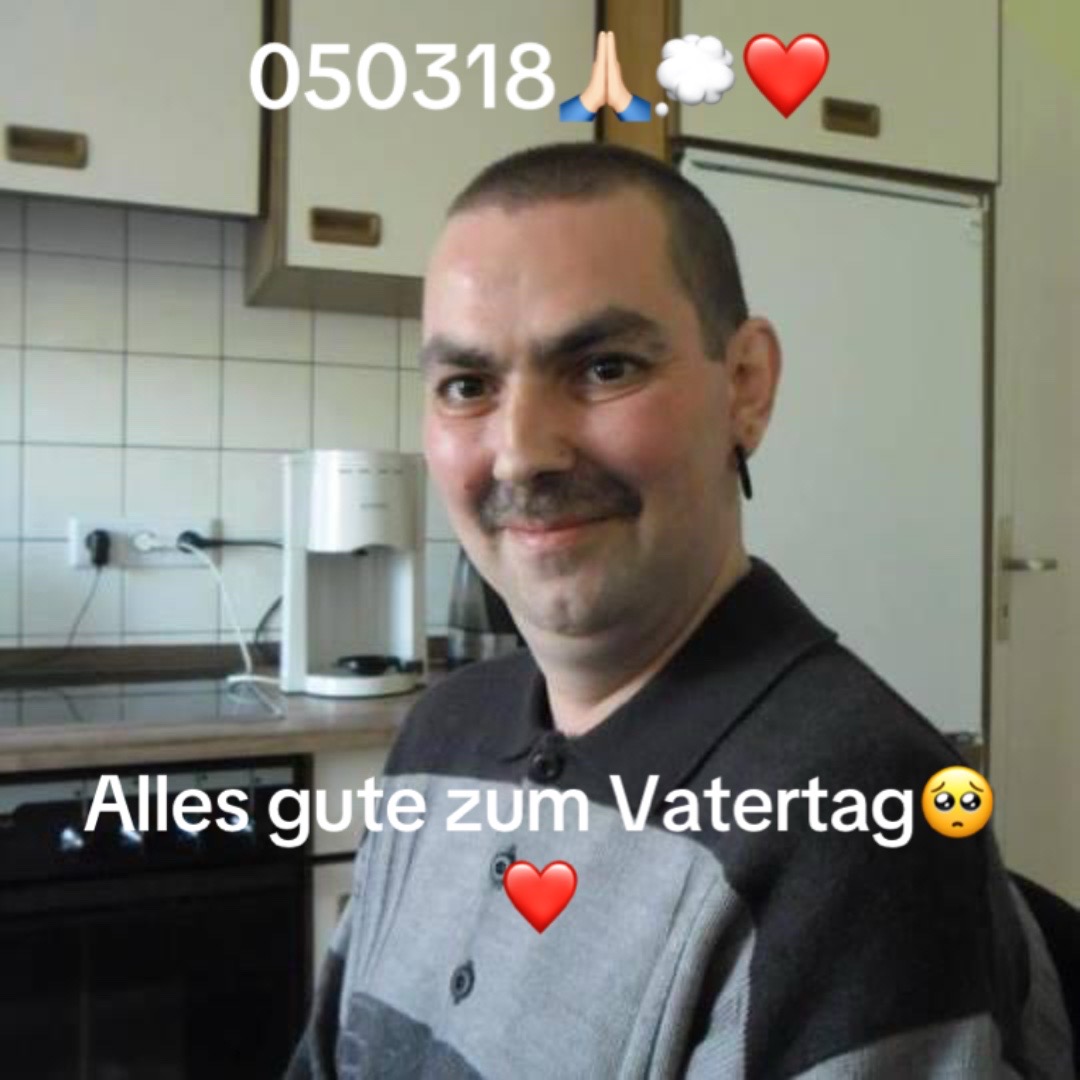 @Lisa-Marie