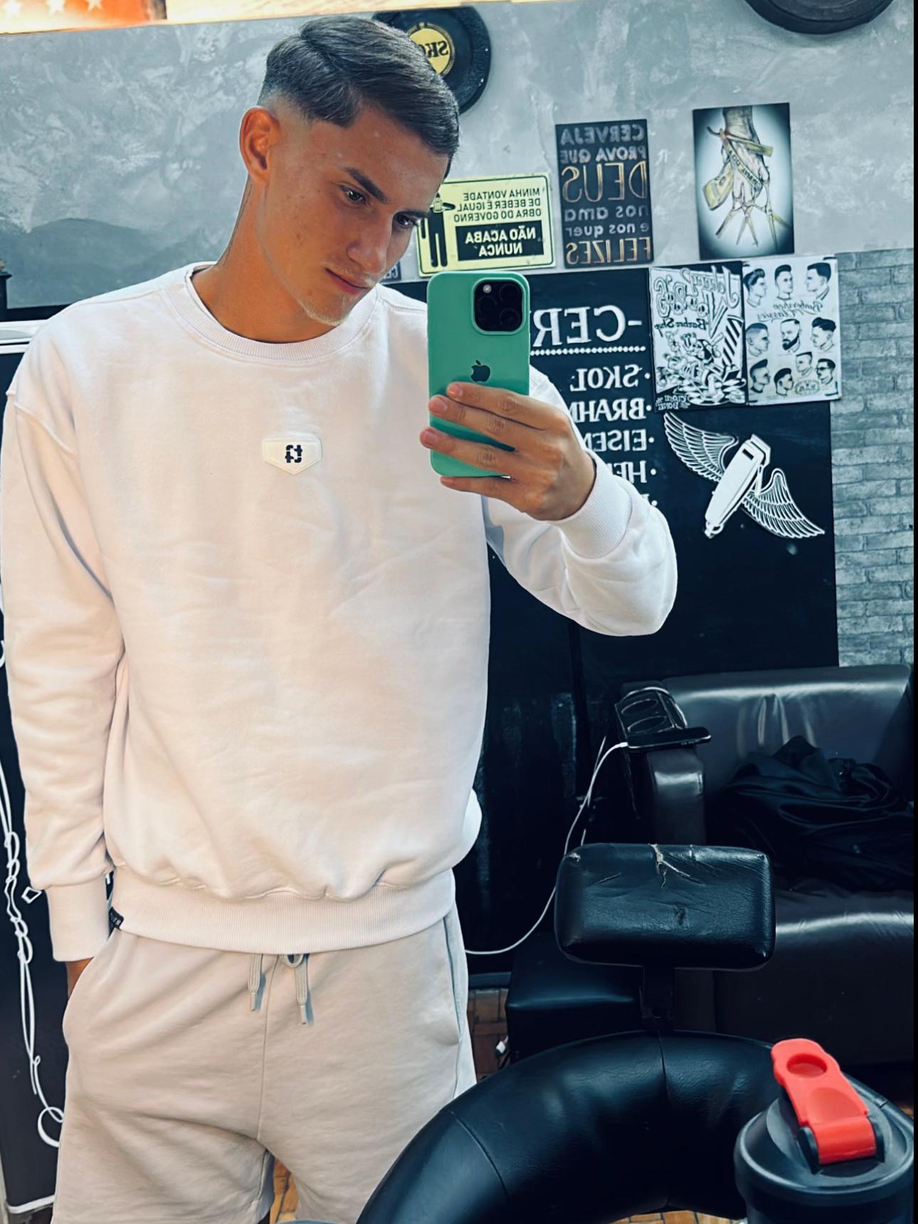 @ianelo 🎭