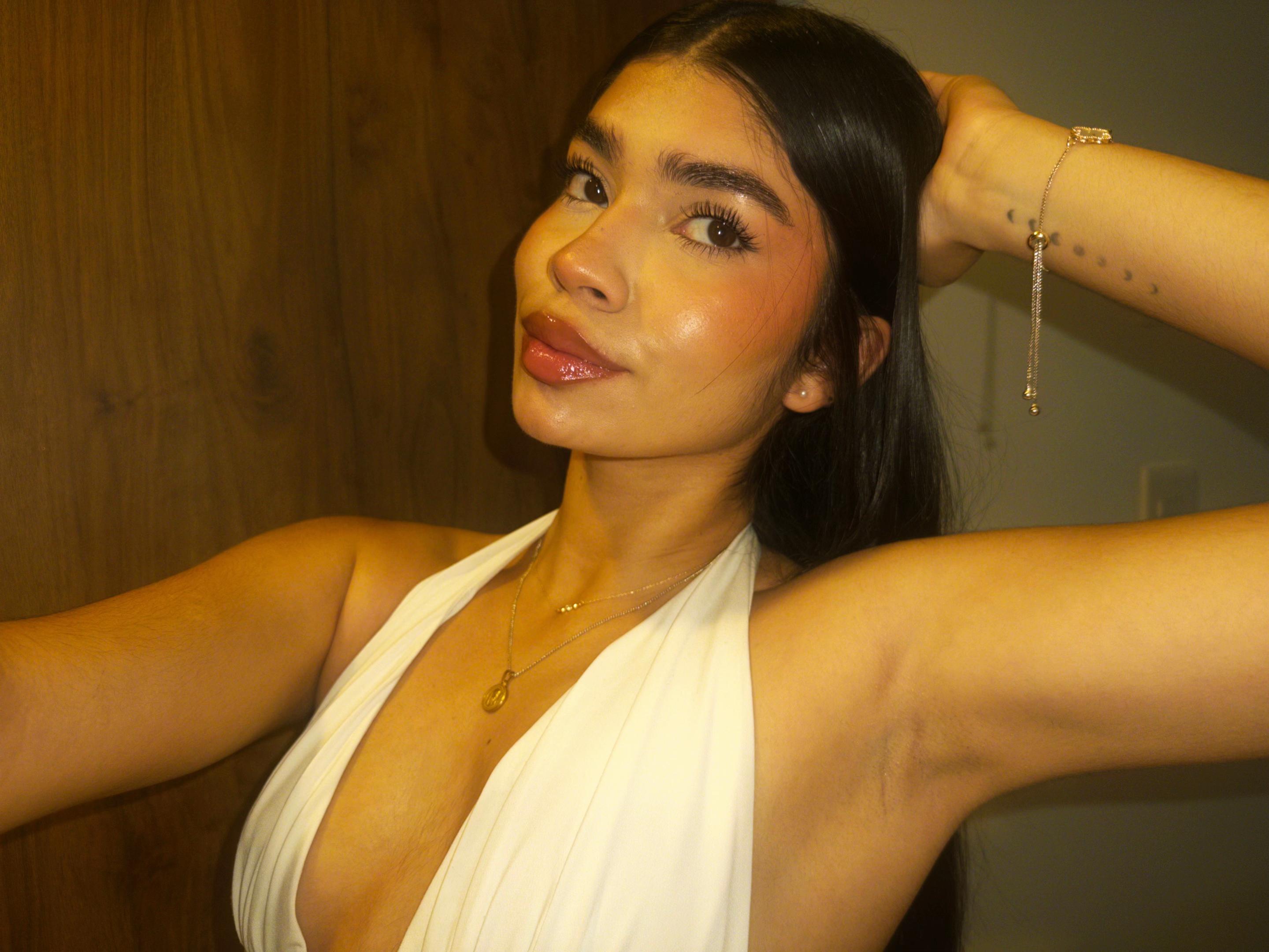 @vanegranadilloo