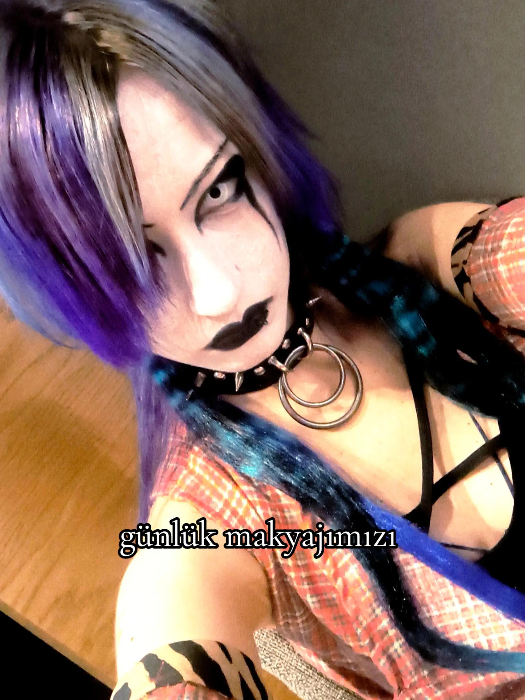 @naki ≽^• ˕ • ྀི≼