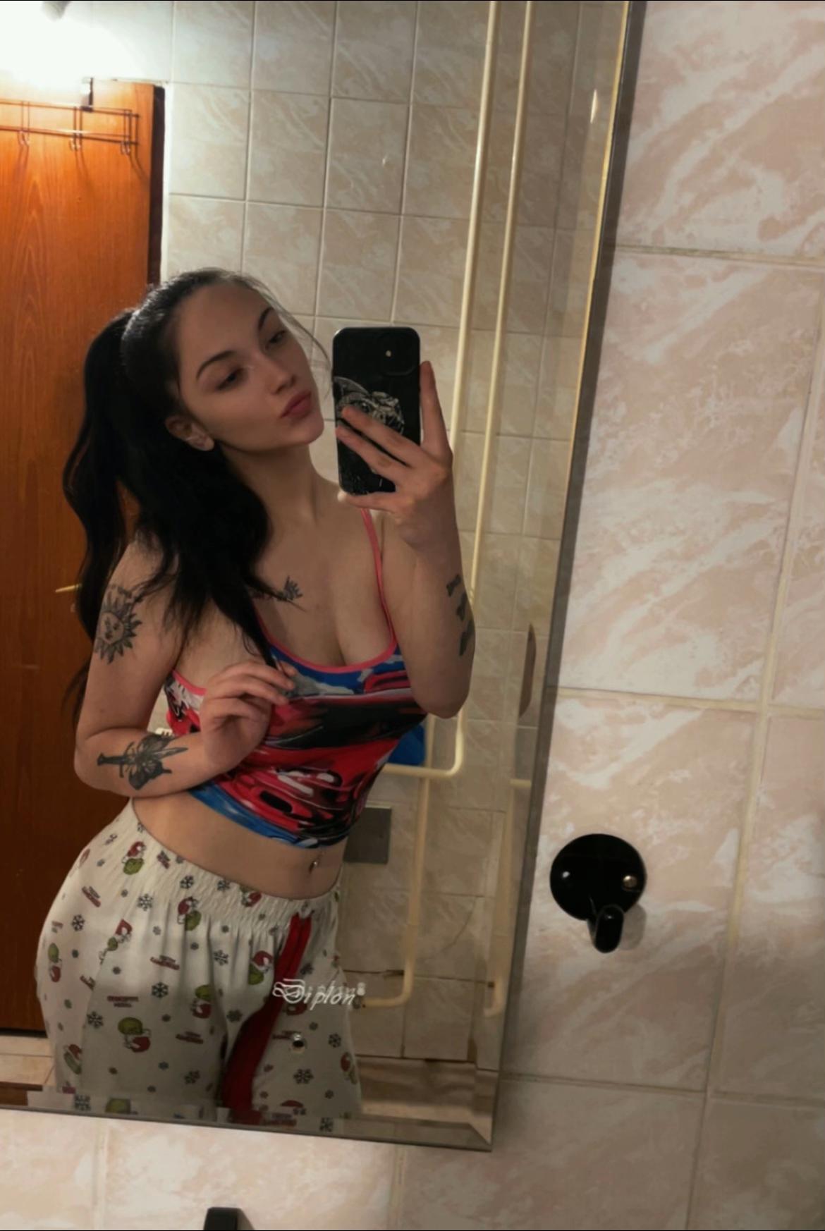 @Ања🐍