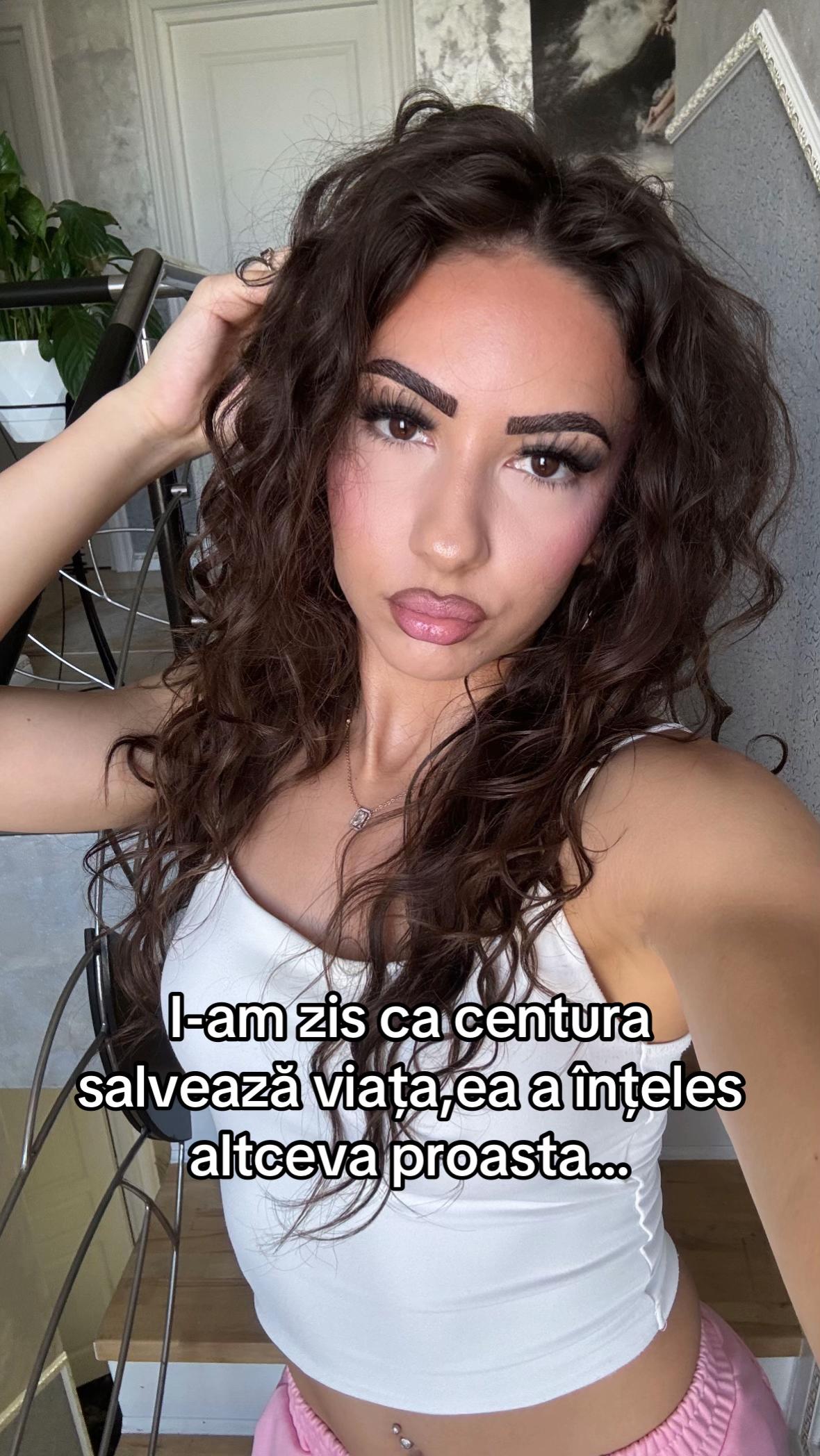 @deliii