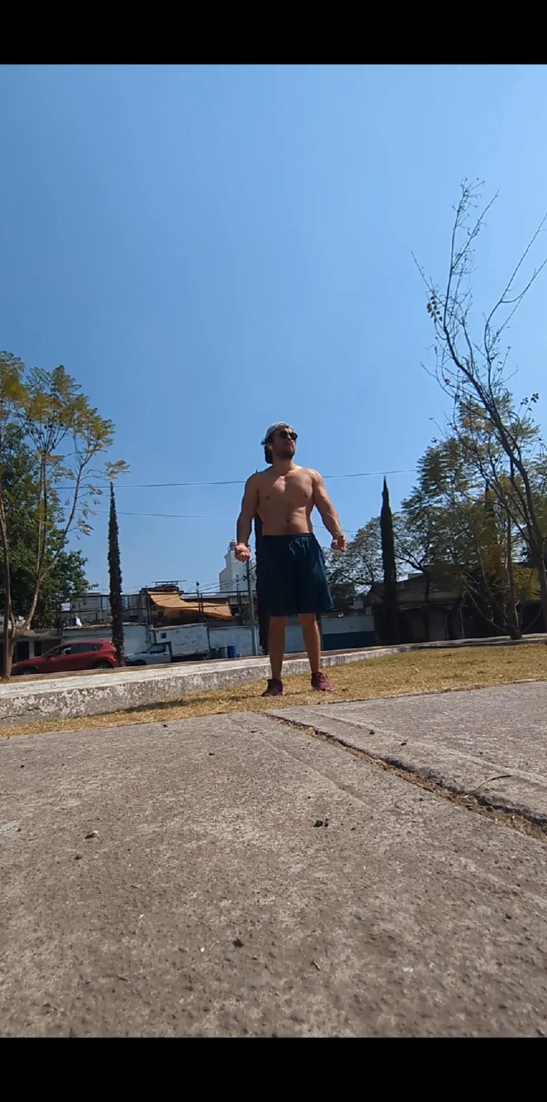 @Alambrito