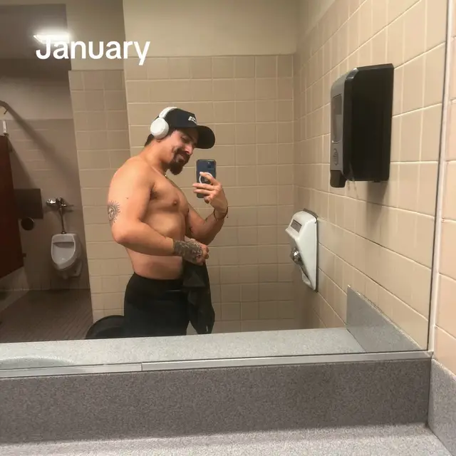 @J C