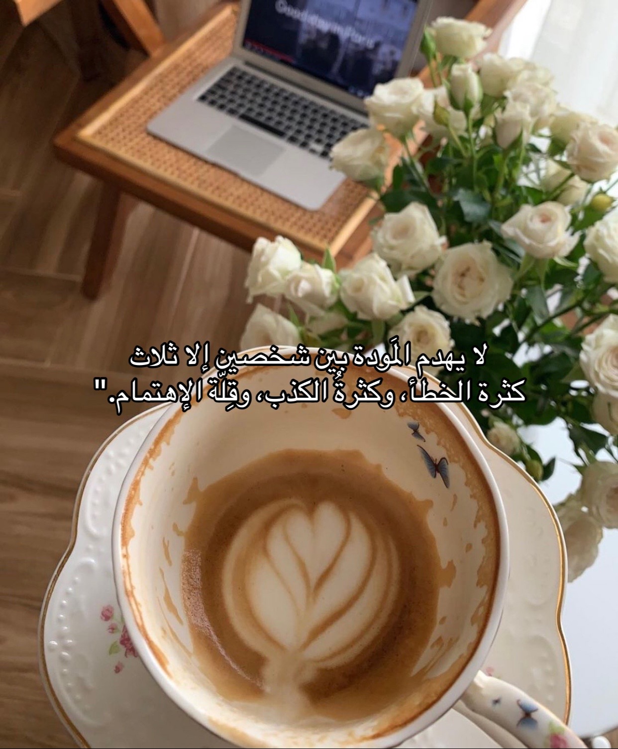 @𑣲.