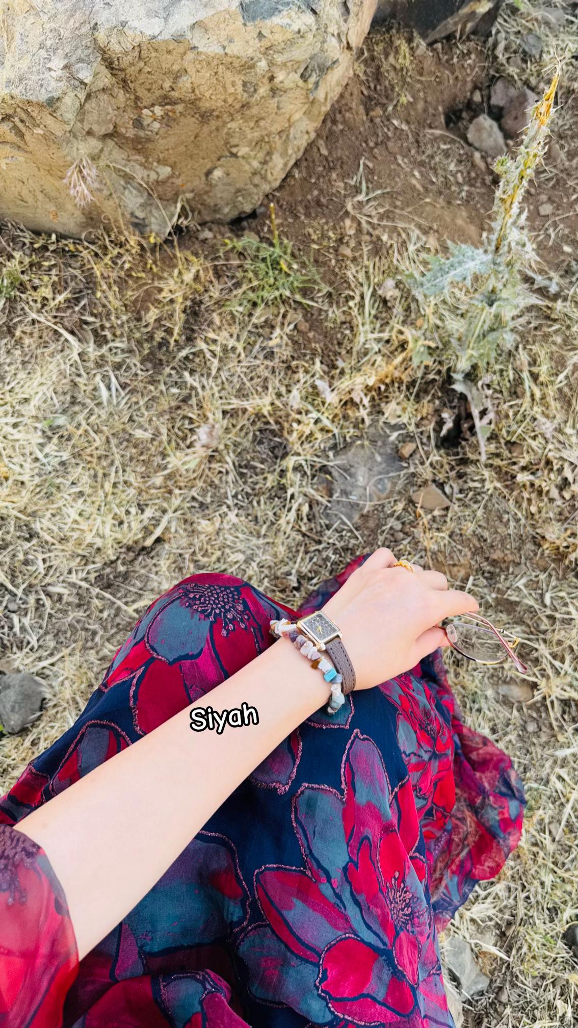 @🦋