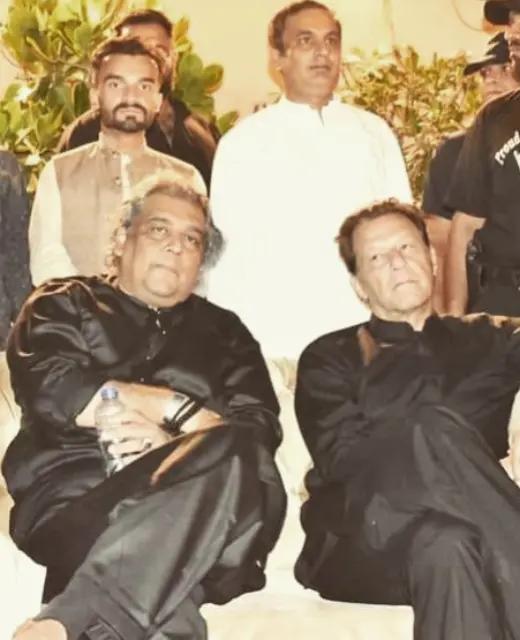 @Ghayas shah