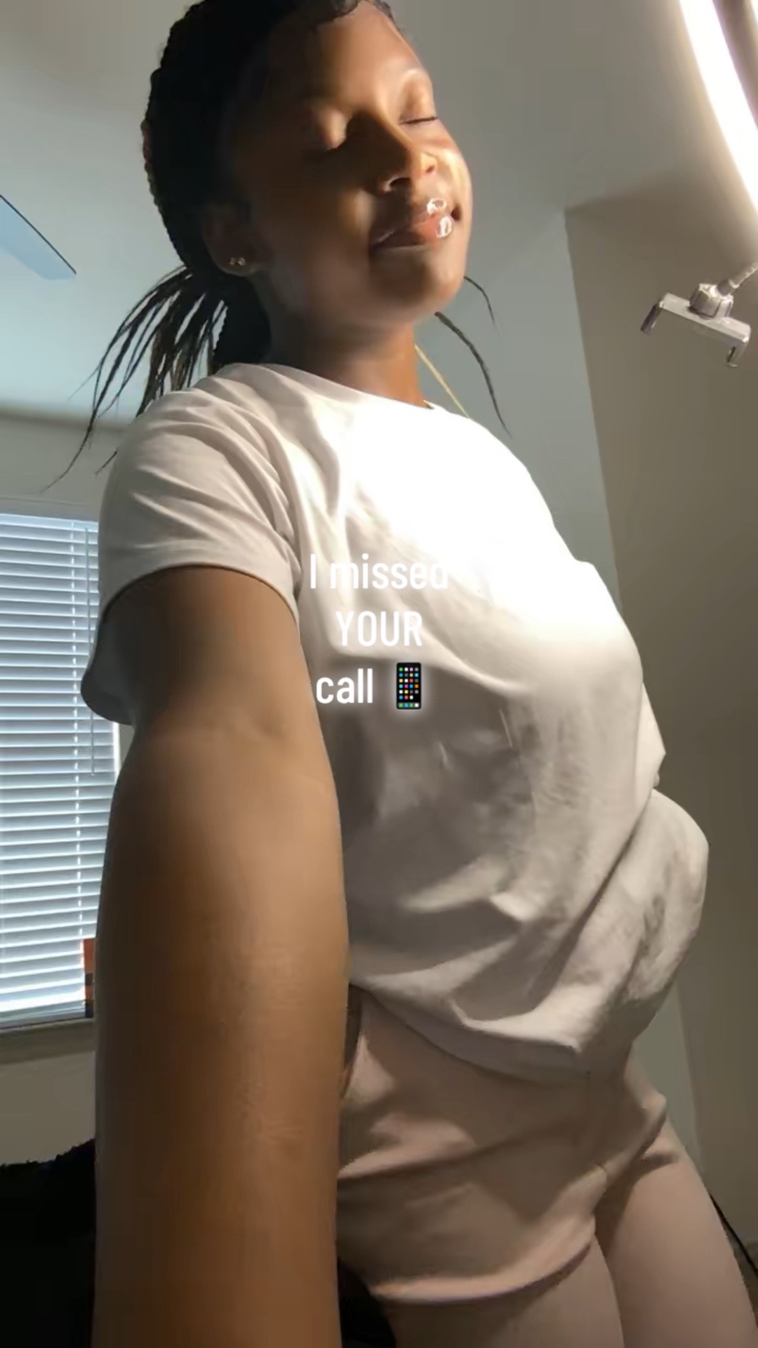 @🖕🏾🫵🏾