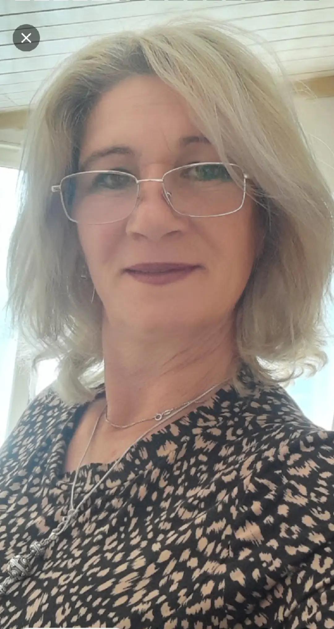 @Fără nume