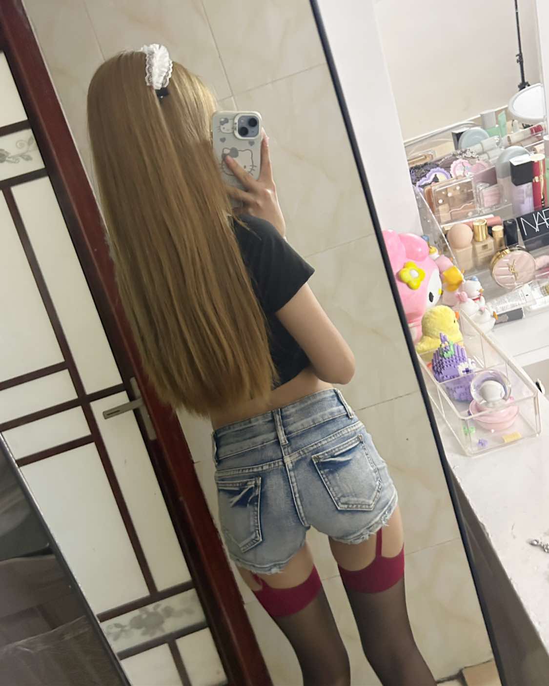 @😉