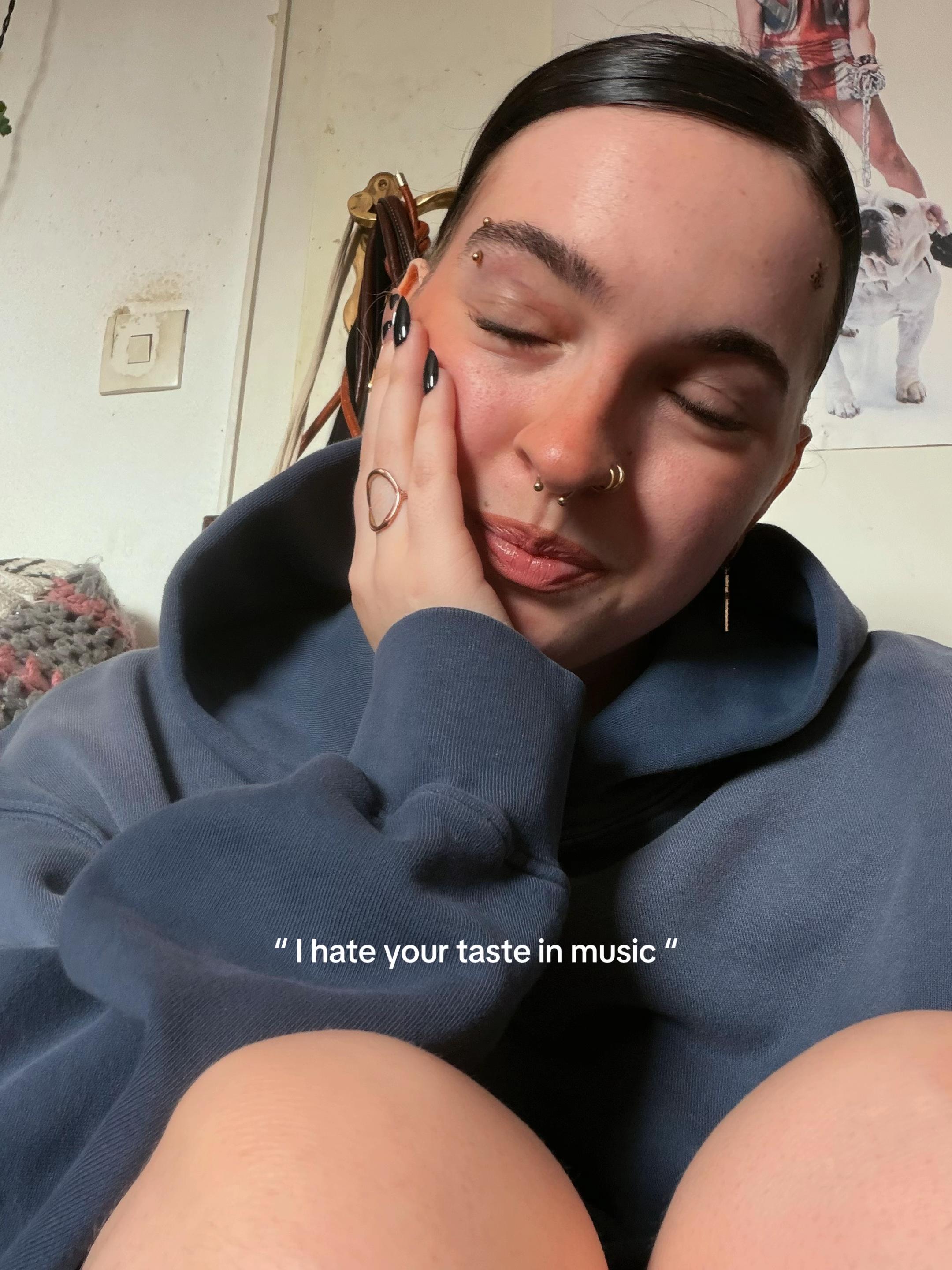 @𝑨𝒏𝒏𝒂 🪲