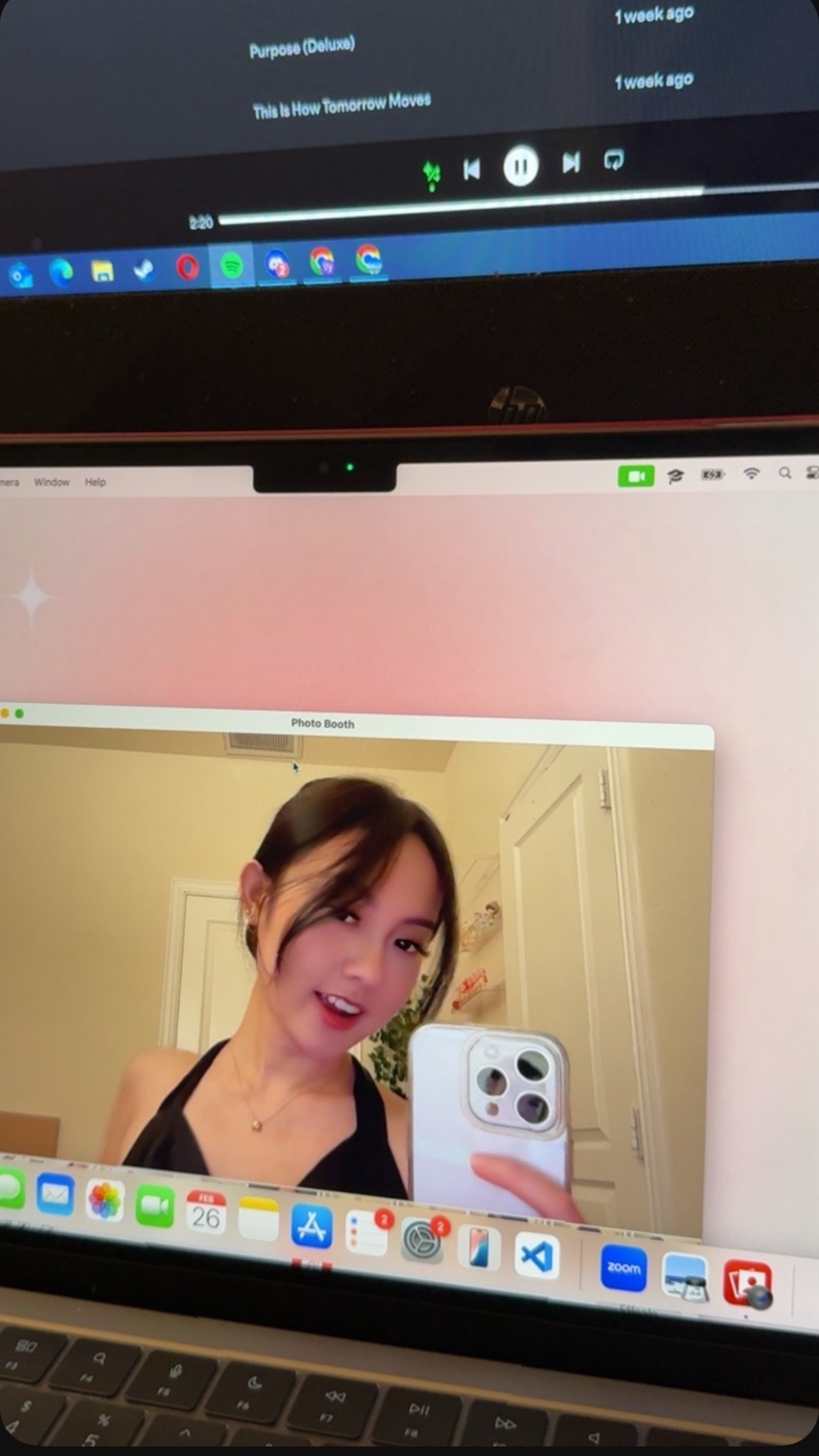 @Lolavei