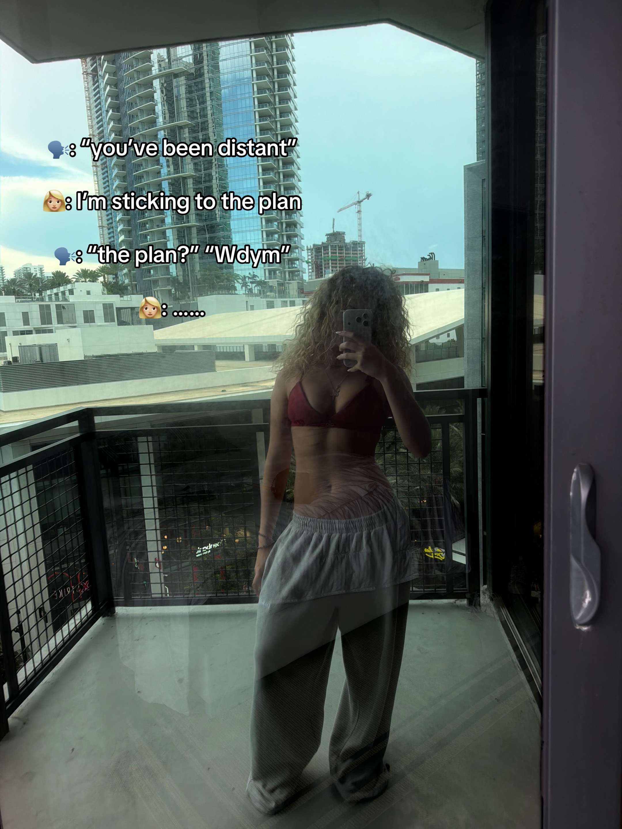 @miabellarivero