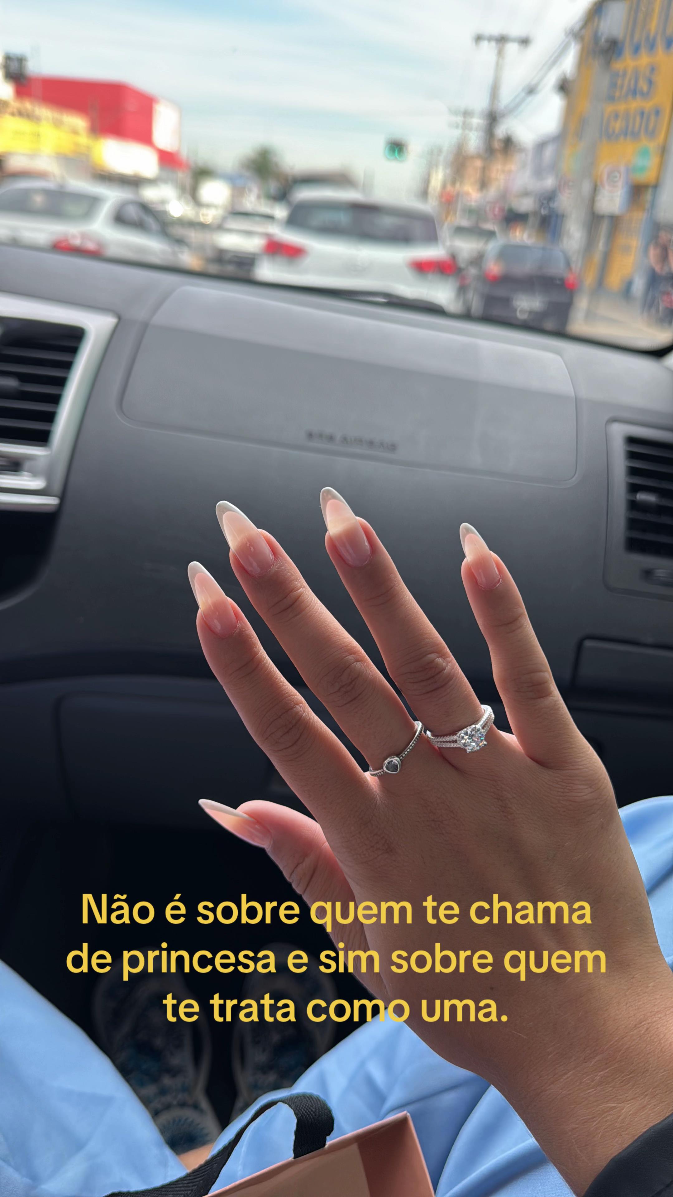 @jhennifer_rodrigues